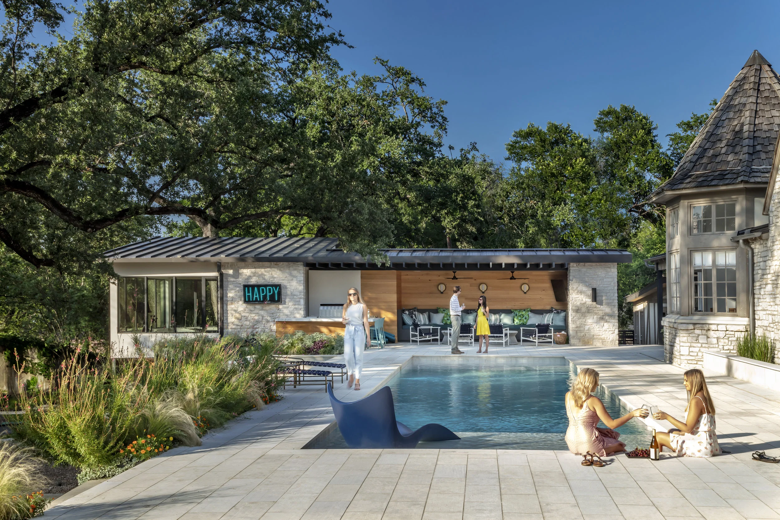 Slim House by Matt Fajkus Architecture. Photo 1 by Charles Davis Smith.jpg