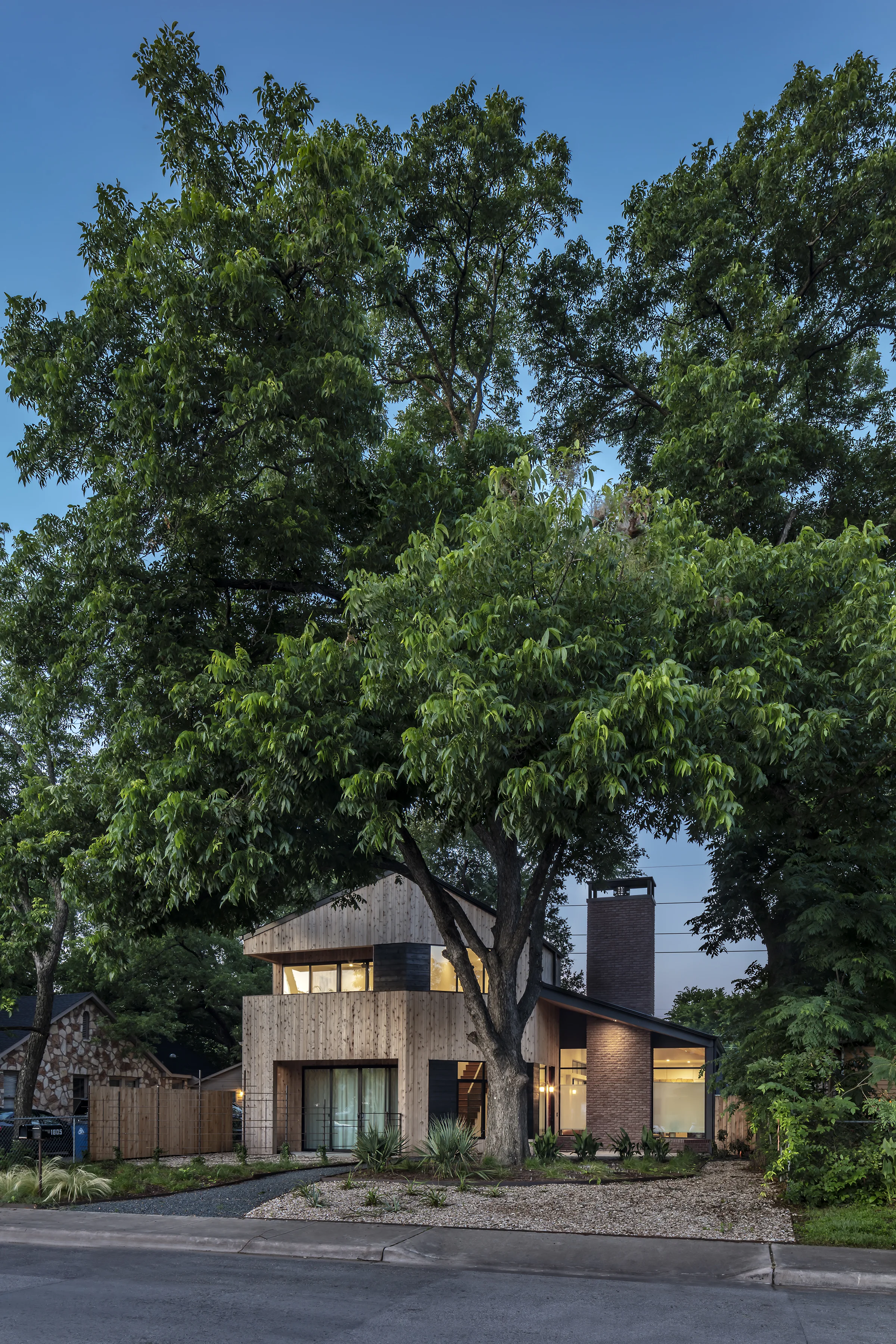Hewn House by Matt Fajkus Architecture. Photo1 by Charles Davis Smith.jpg