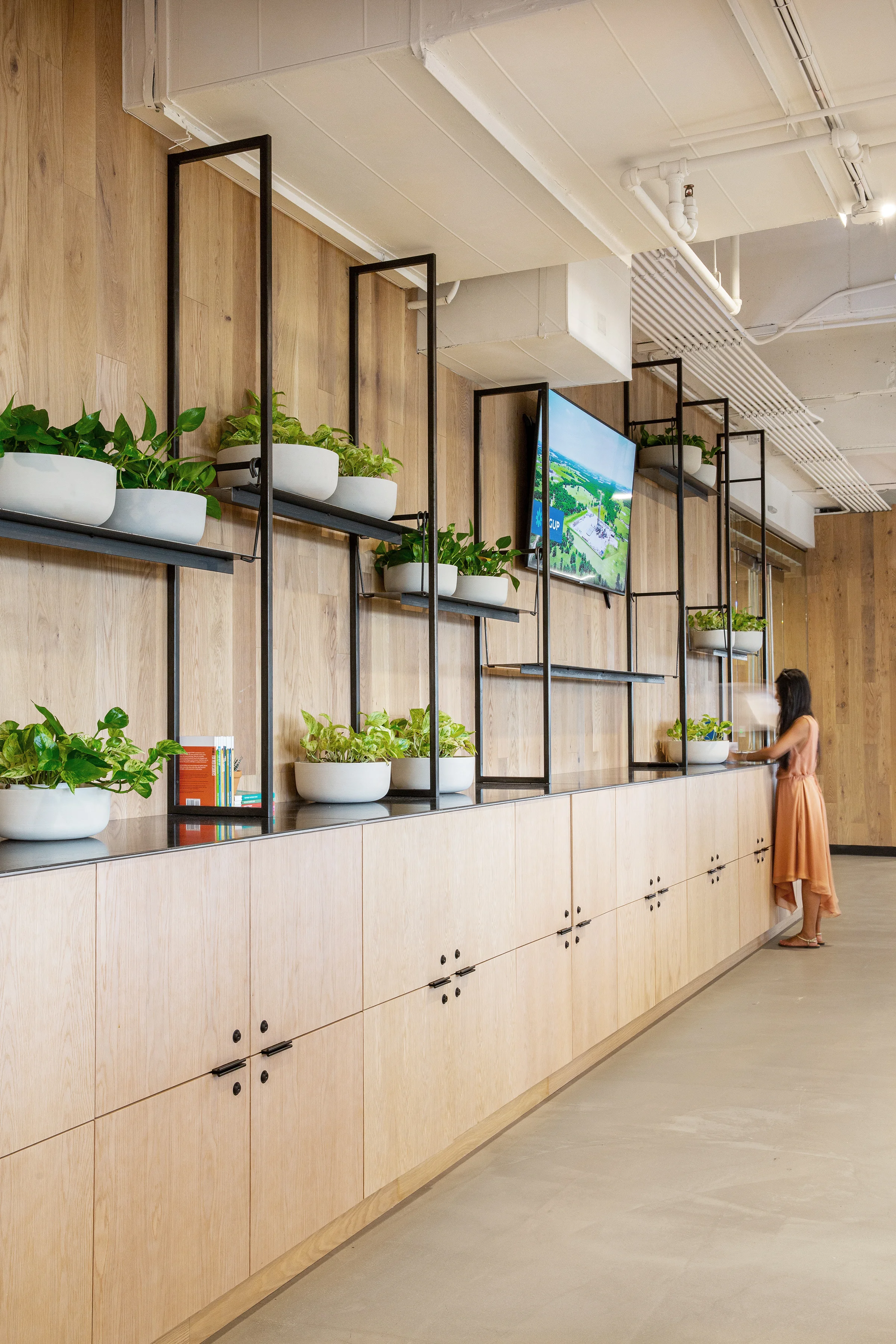 30 RigUp Office by Matt Fajkus Architecture. Photo by Rachel Deng.jpg