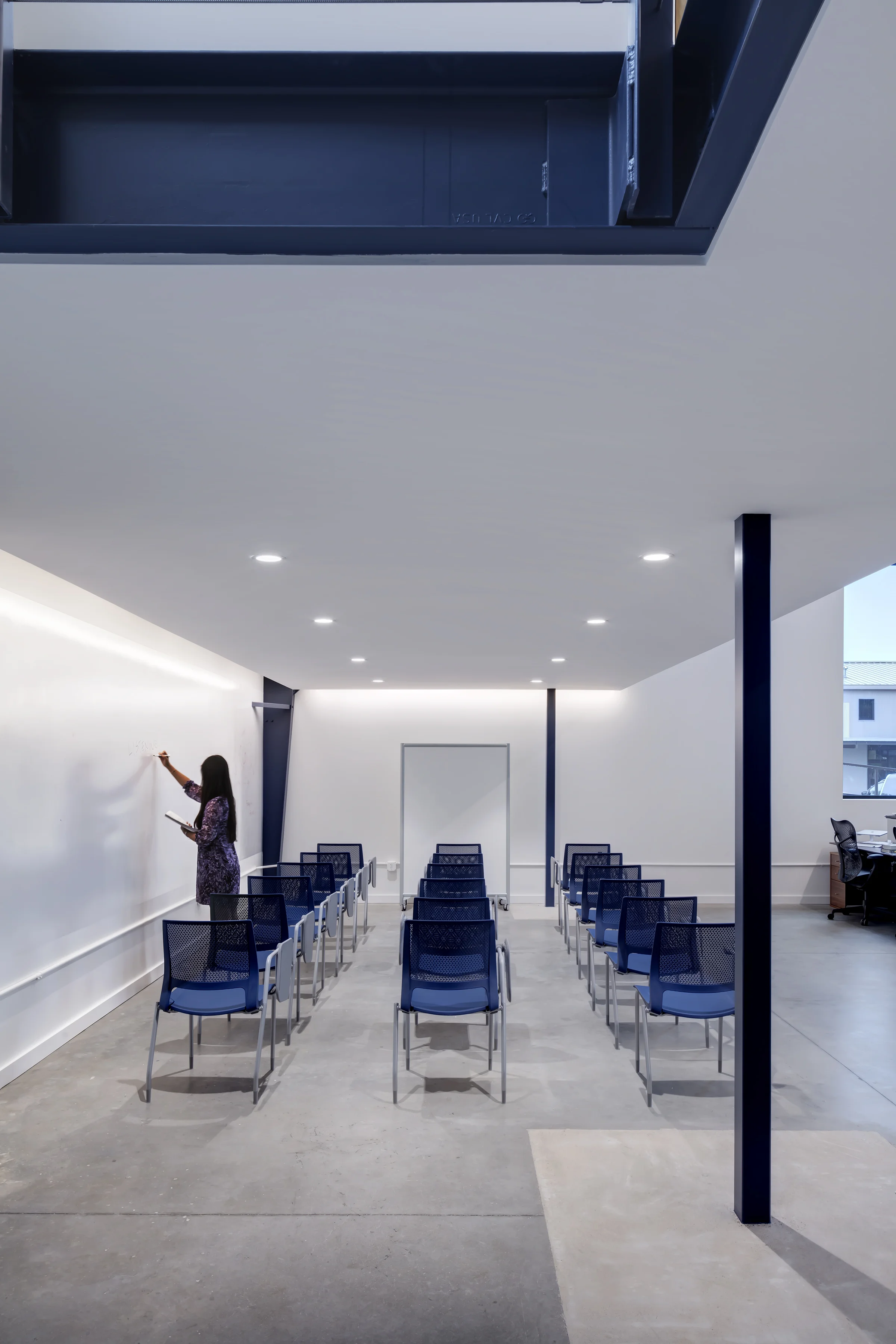 JDI Office by Matt Fajkus MF Architecture. Photo 13 by Charles Davis Smith.jpg