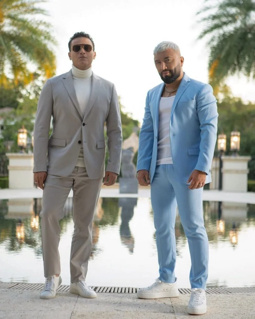Alex-Sensation-y-Silvestre-Dangond-piden-una-oportunidad-con-su-nuevo-sencillo-Dame-Un-Chance-scaled.jpg