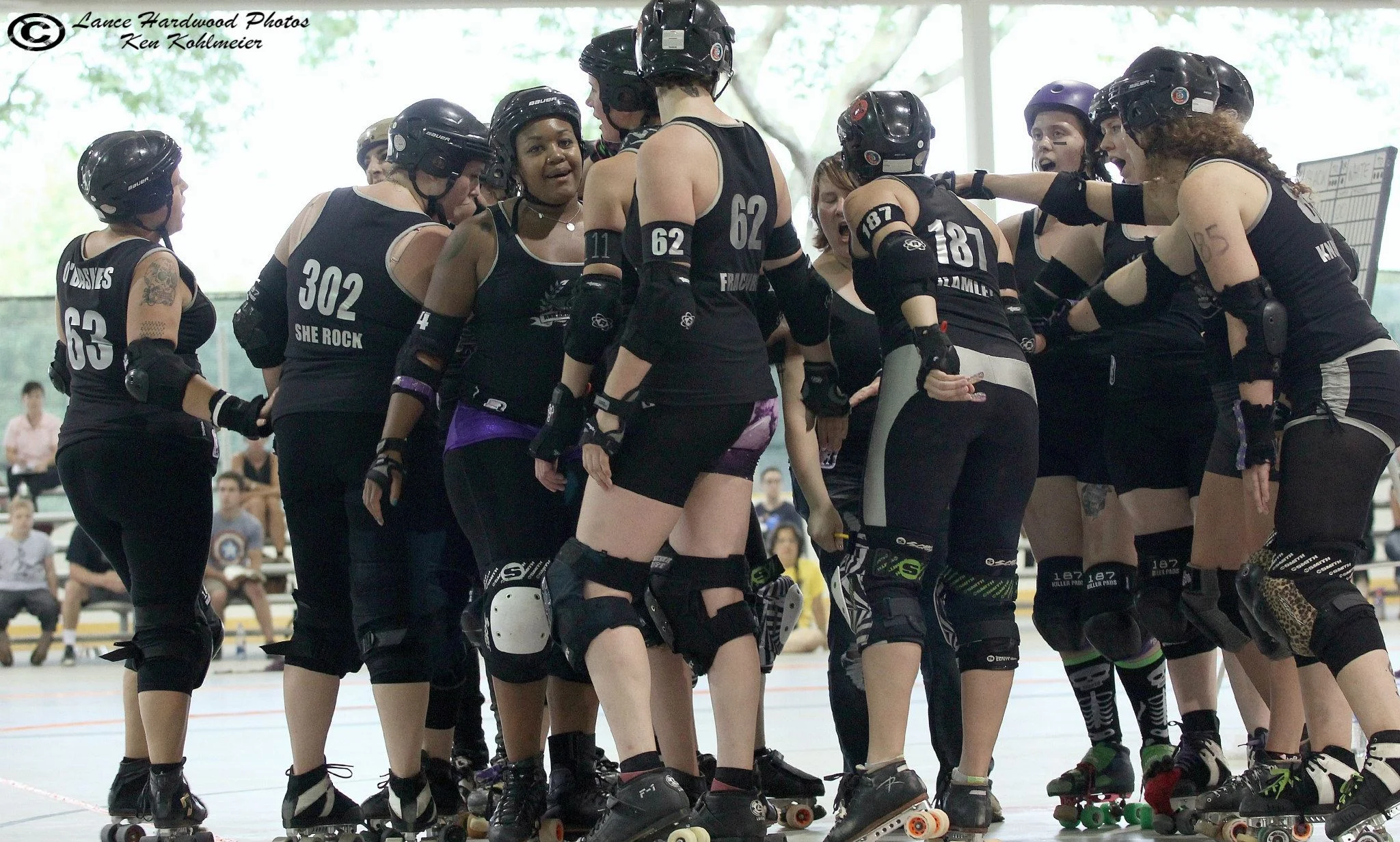 Brawlstars get psyched up before playing Grand Raggidy Roller Girls, August 2, 2014 at Buhr Park. / "Lance Hardwood" Photos