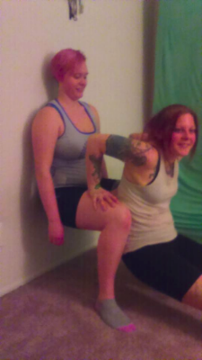 Tricep-Dips-And-Wall-Sits-1.png