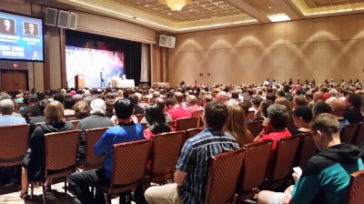 The secondary theatre at the Star Trek convention featured actors and authors and was standing room only with thousands of fans from around the world in attendance!
