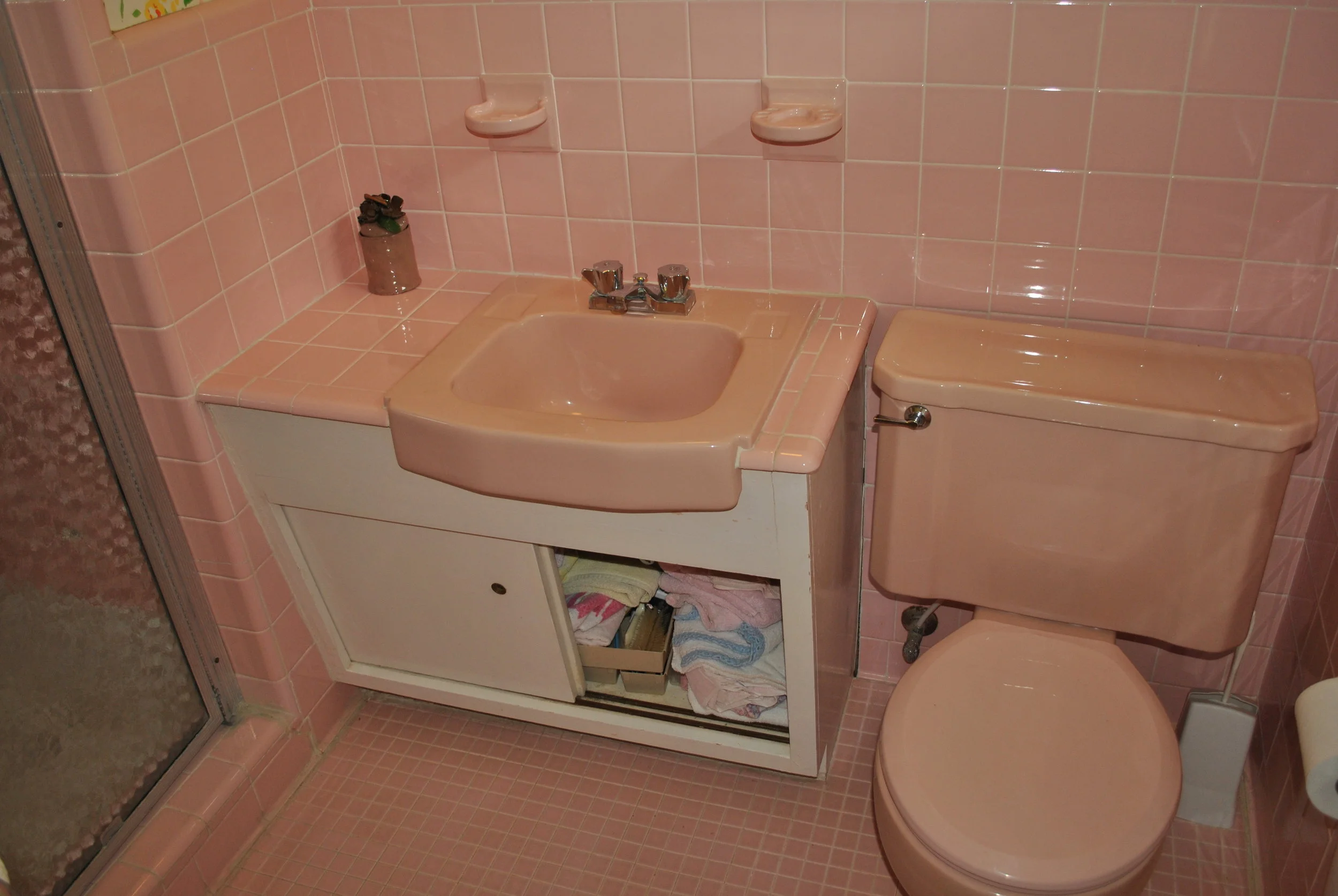 Tempted to keep this bathroom, but in the end, no.