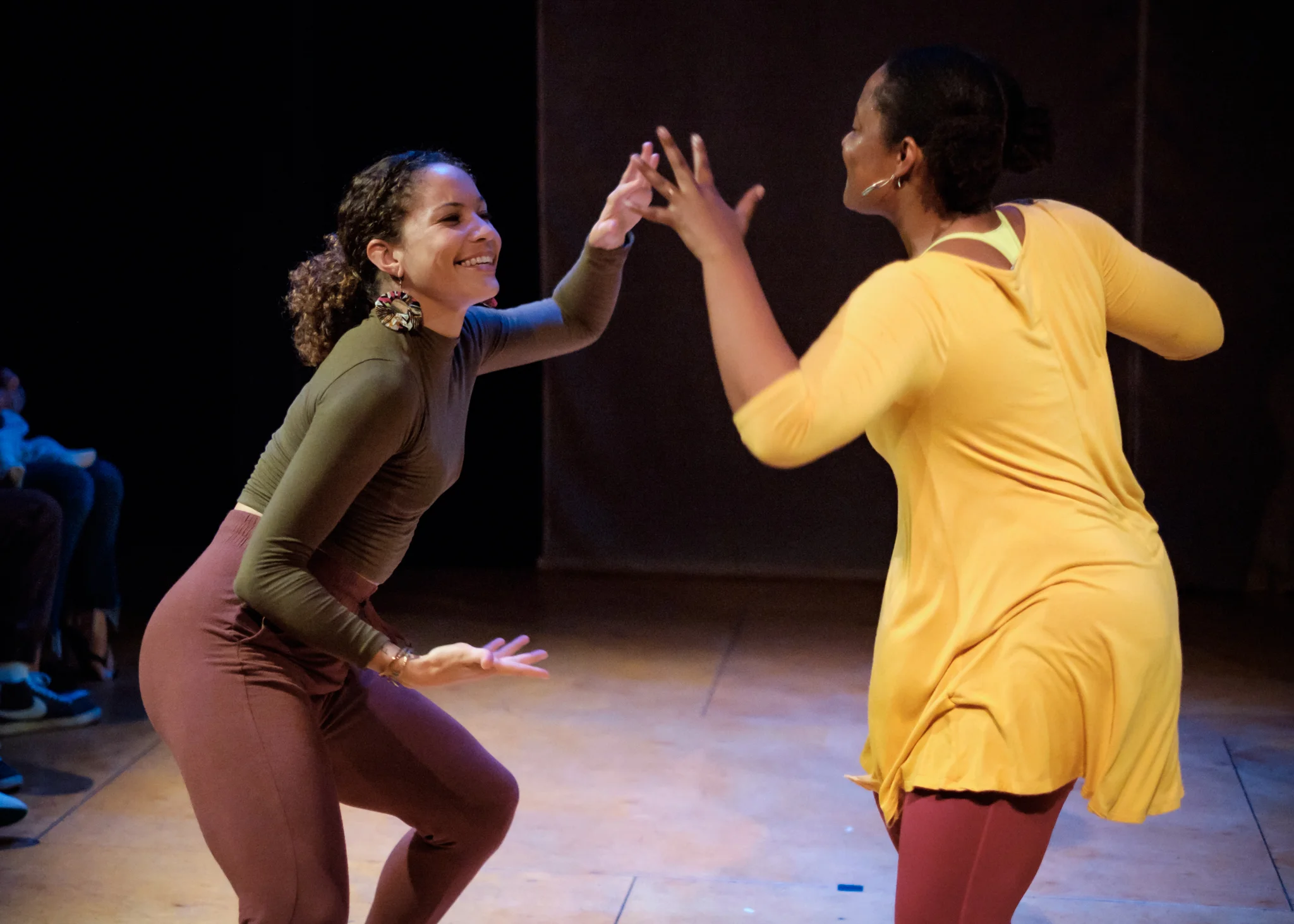 Dana Fitchett's "Territory", photo by Scott Tsuchitani (click to enlarge)