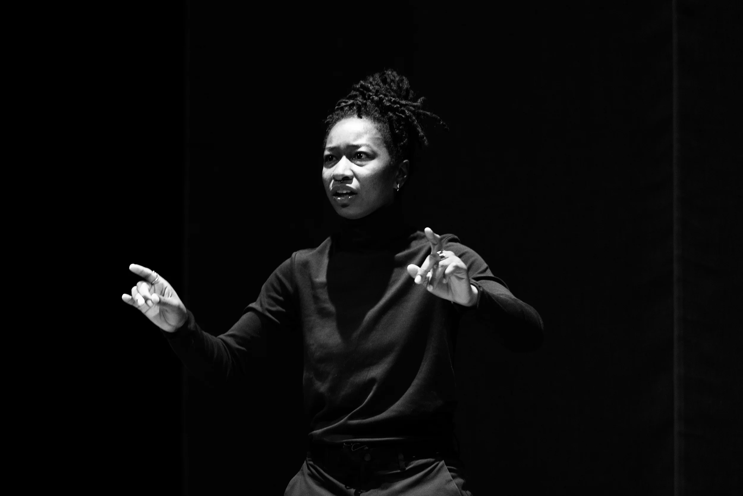 Bobbi Kindred, photo by Robbie Sweeney (click to enlarge)