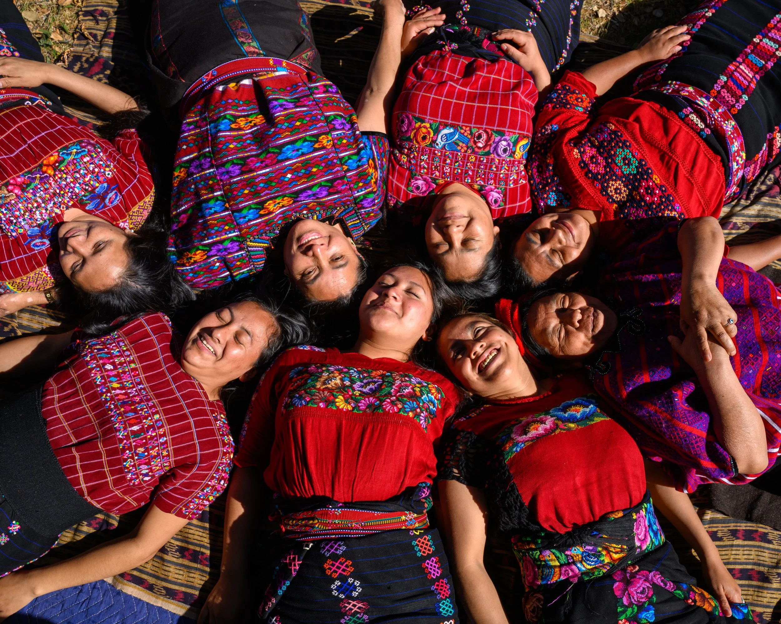 Ja weya ob’aj wij, ex weya nchemaj / Mi Historia, Mi Telar / My Story, My Weaving