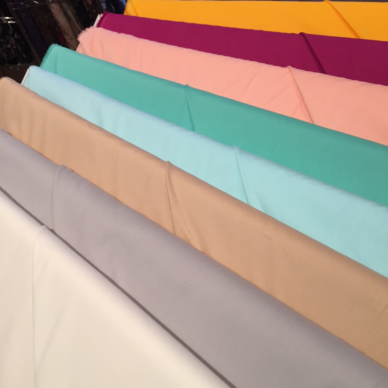 100% cotton, lovely for a soft, natural fiber lining.