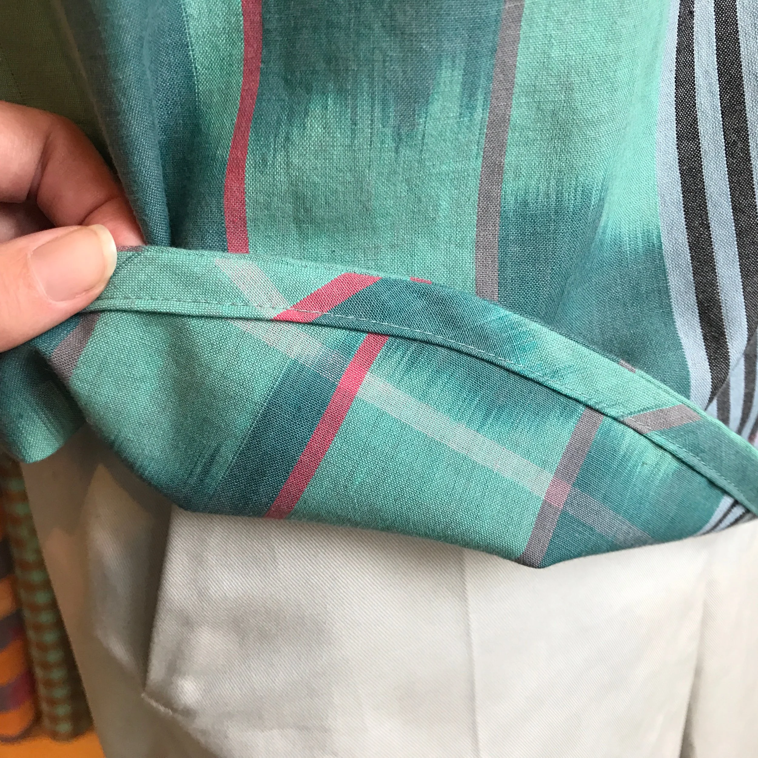 Bias tape to finish the curved hem