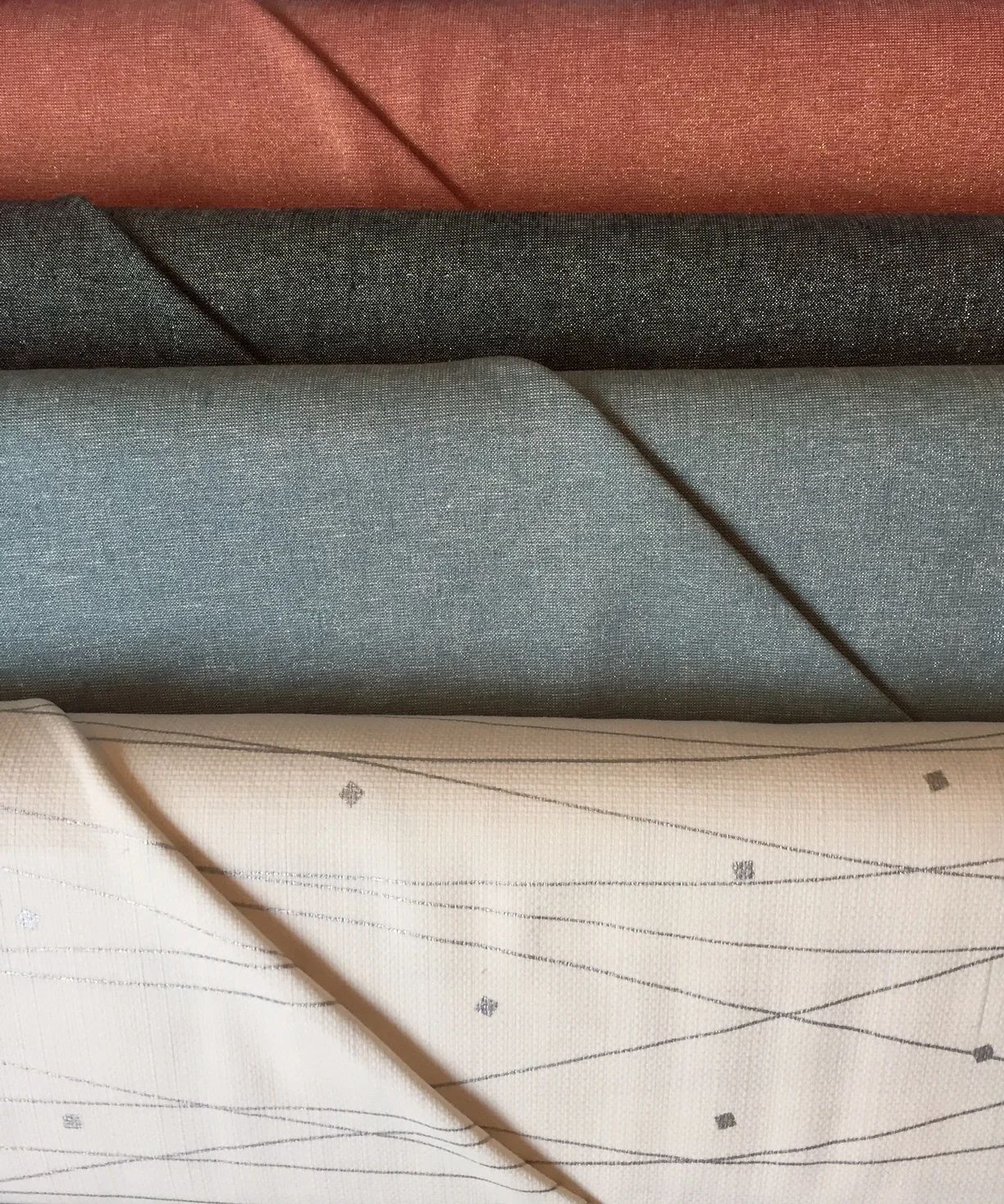 New and old colors of metallic Essex from Robert Kaufman and a contemporary silver print from Kokka.