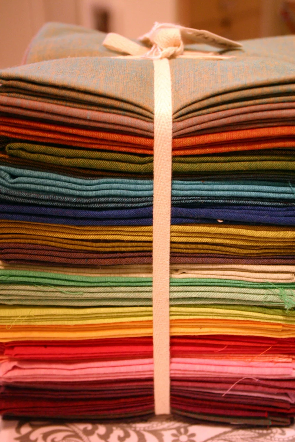 Hello February, how about a little Fat Quarter Love?