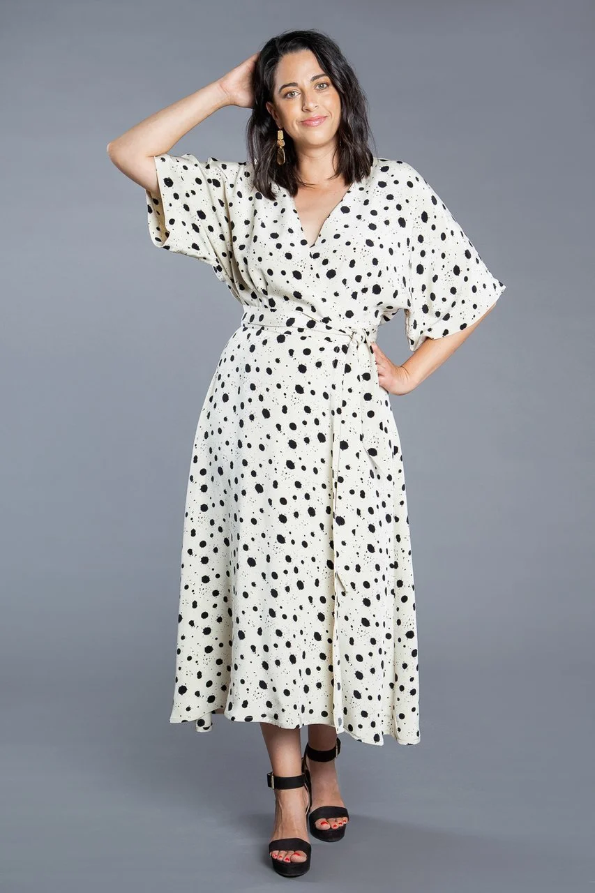 ElodieWrapDressPattern_Mididress_1280x1280_abadeff4-4f68-44d0-9932-898fa1ac6b2f.jpg