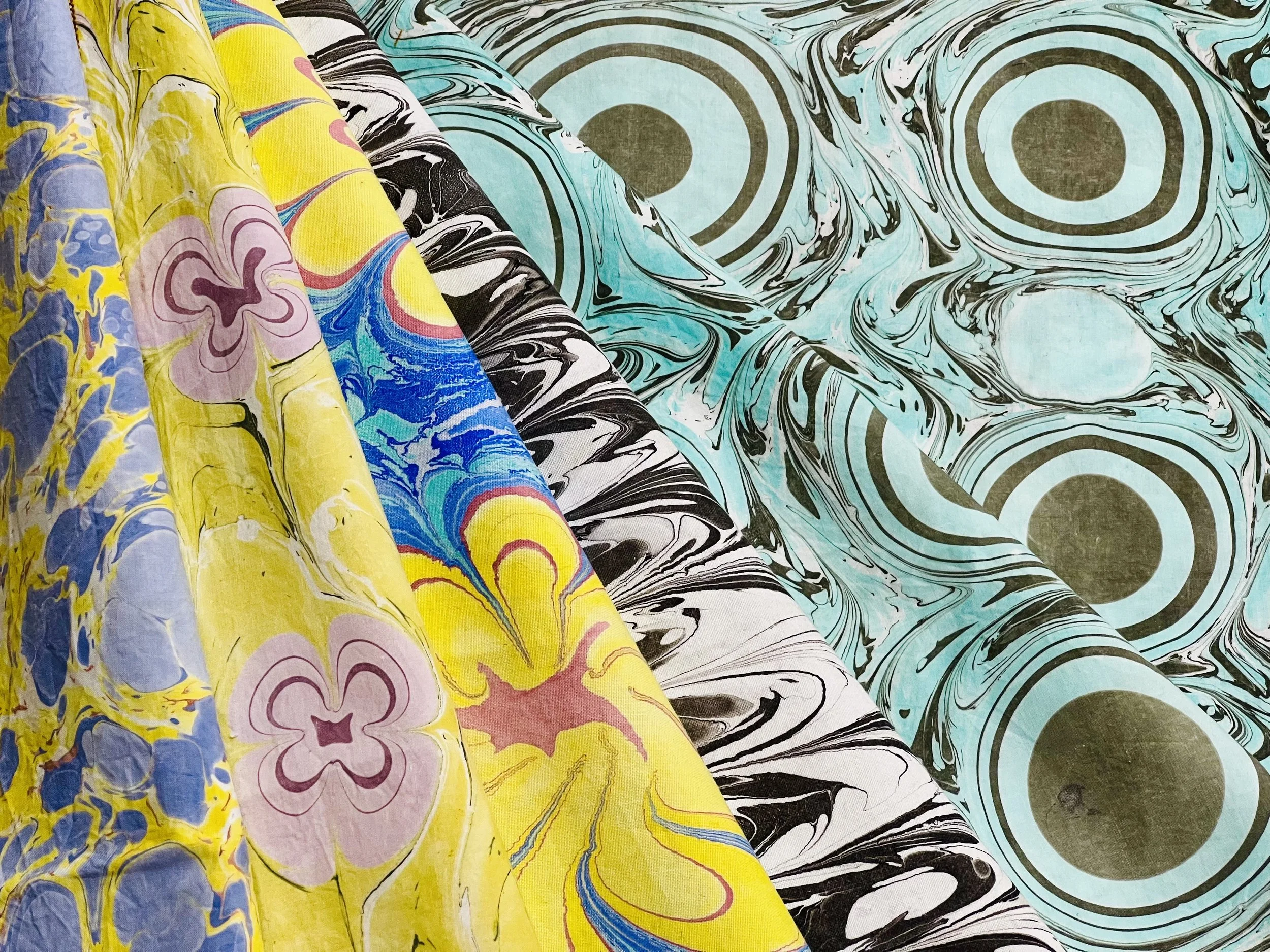 Dyeing Fabric: Fabric Marbling