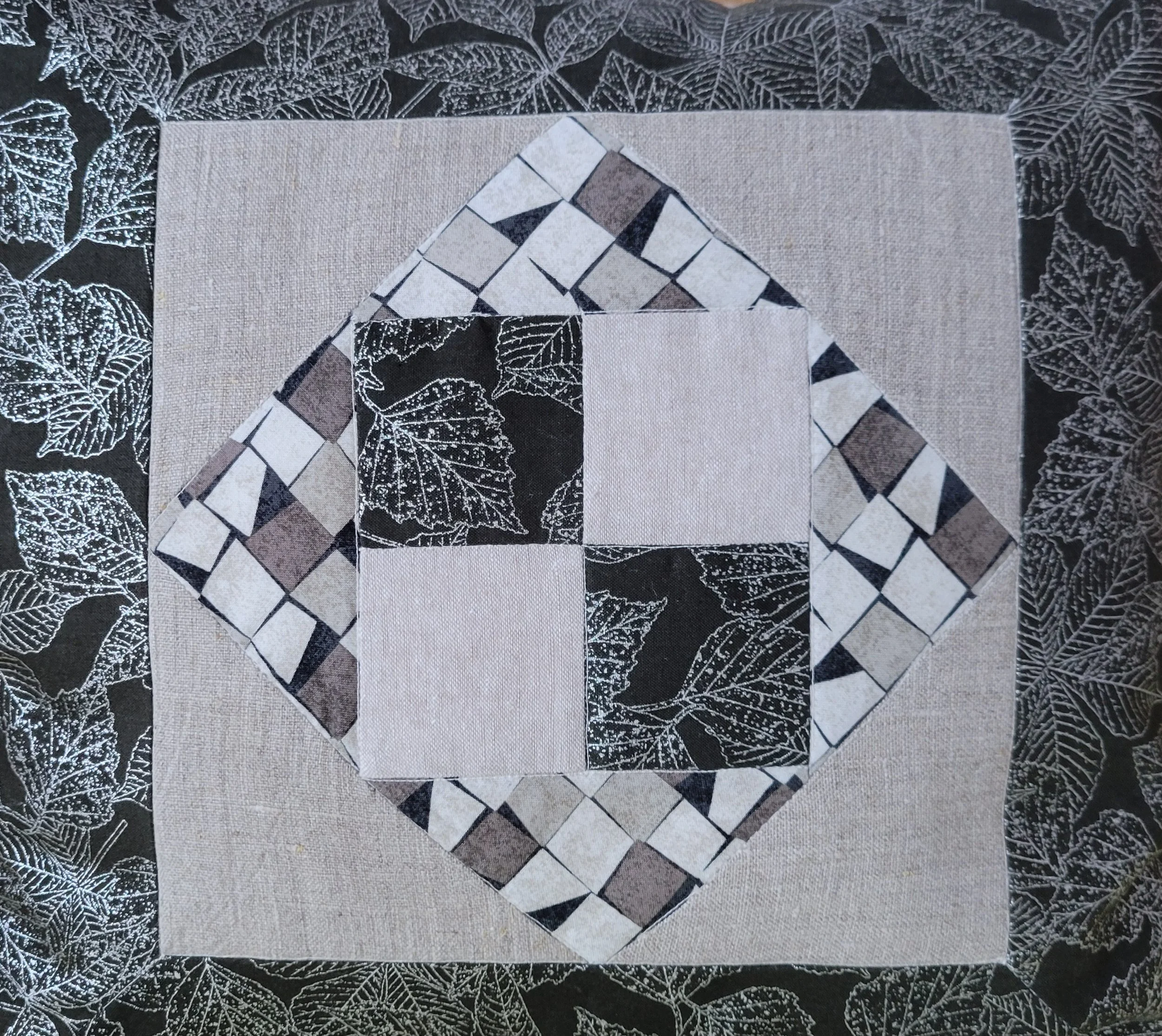 Metalic quilt block.jpg