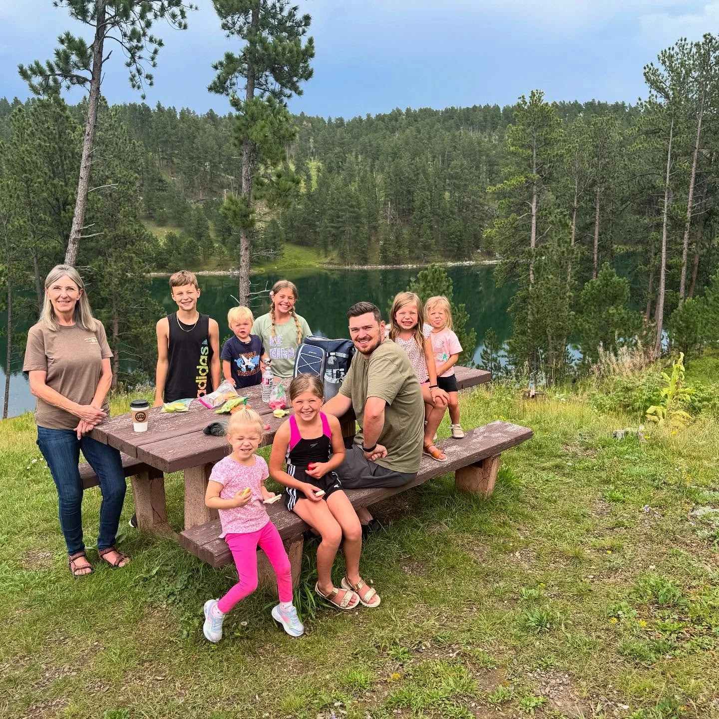 Rob’s mom, Vanessa and niece, Victory got to come visit us in the Black Hills last weekend. We explored Deerfield Lake, Storybook Island, Chapel in the Hills, and Reptile Gardens. ❤️