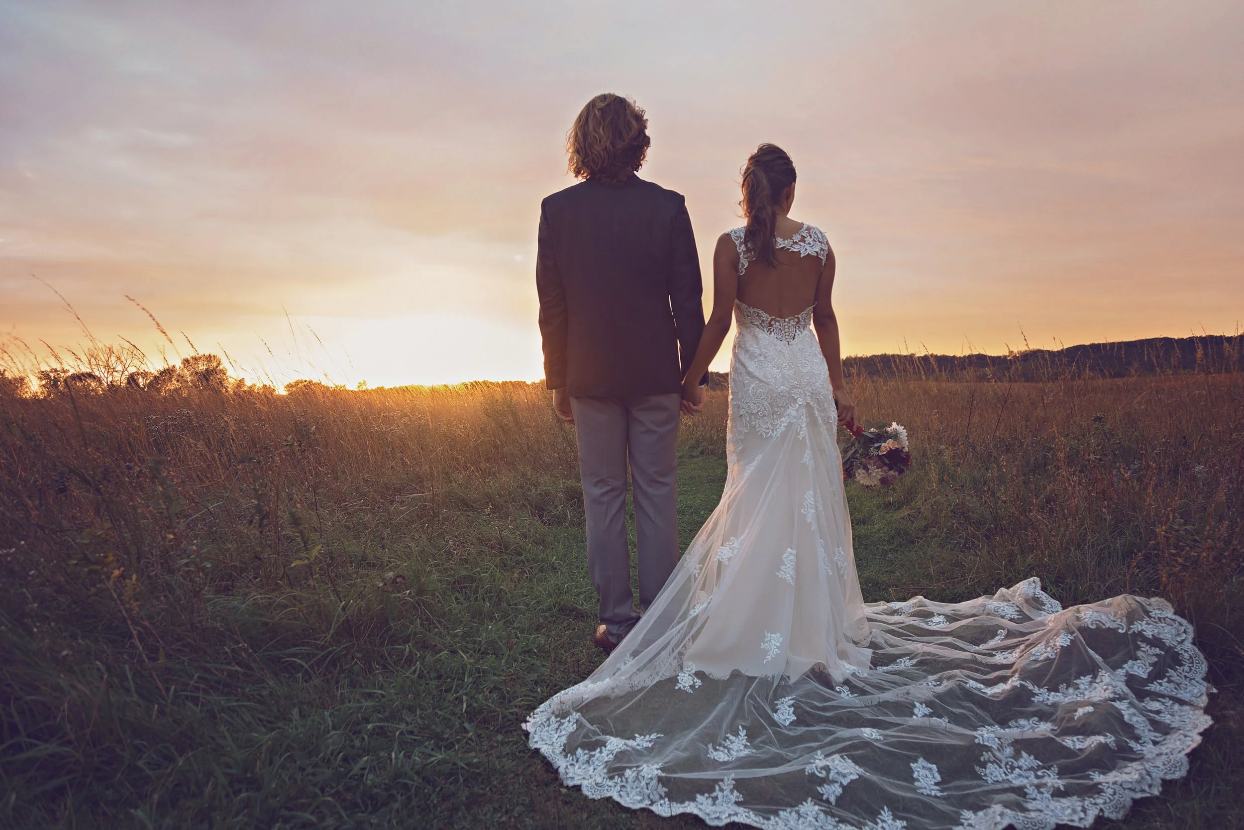 MINNESOTA WEDDING PHOTOGRAPHER | BLOOMING CREATIONS | MEANINGFUL MOMENTS EVENT PLANNING & COORDINATION j. longs| INspire Bridal boutique | INTUITION WEDDINGS BY ID PHOTOGRAPHY