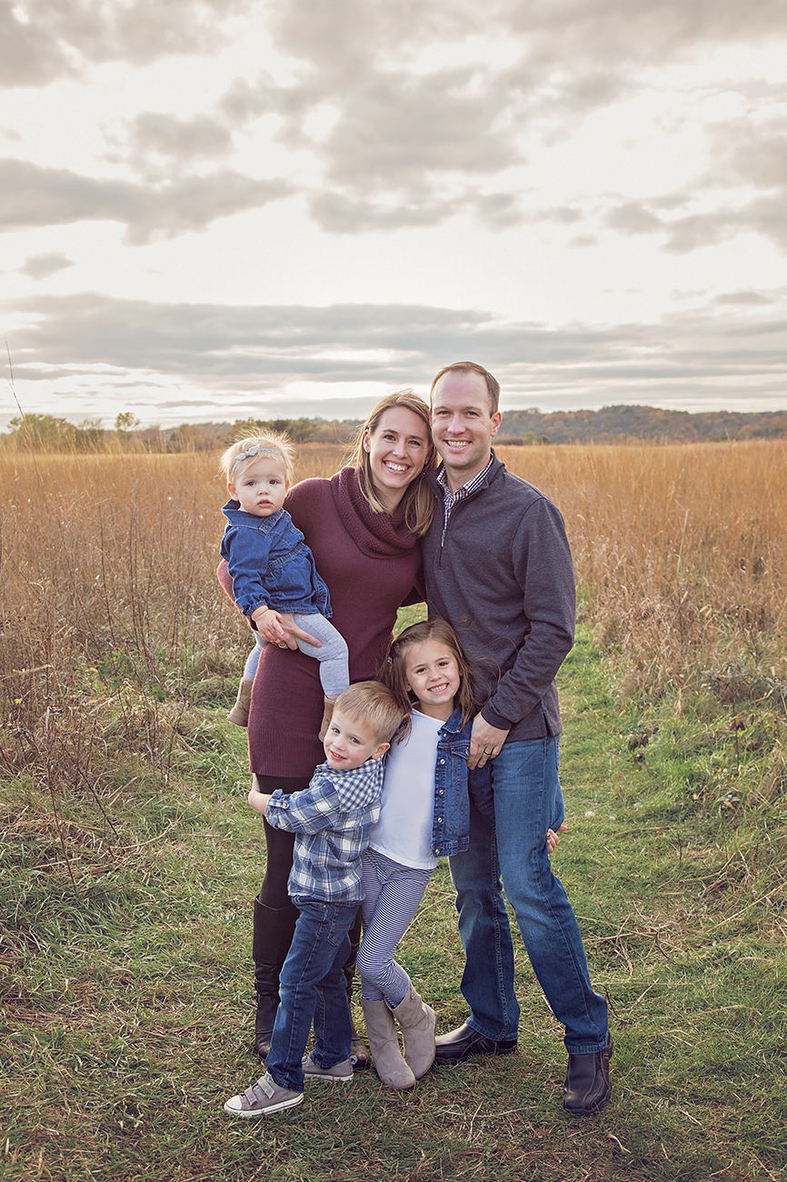 Southern MN & Twin Cities FamilyPhotographer-IDPhotography-FallonthePrairie-49.png