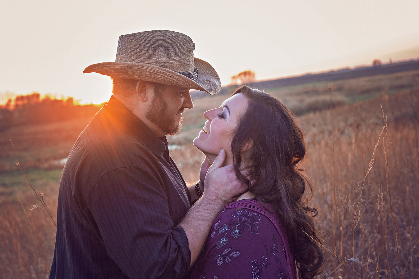 Mankato Family Photographer- FallPrairieSession-TheStrattons.png