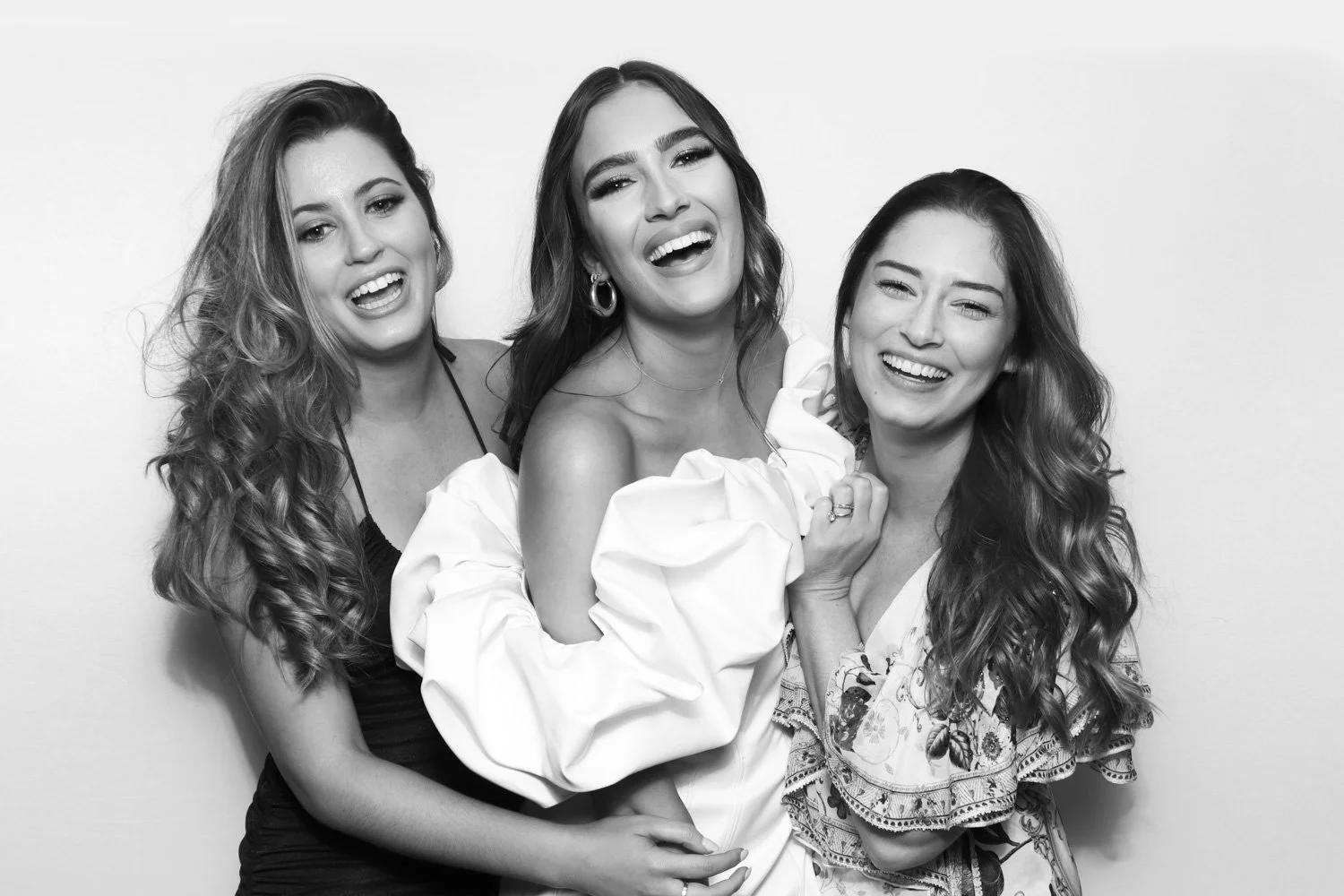 BLANK CANVAS (BLACK & WHITE GLAM FILTER)07.jpg