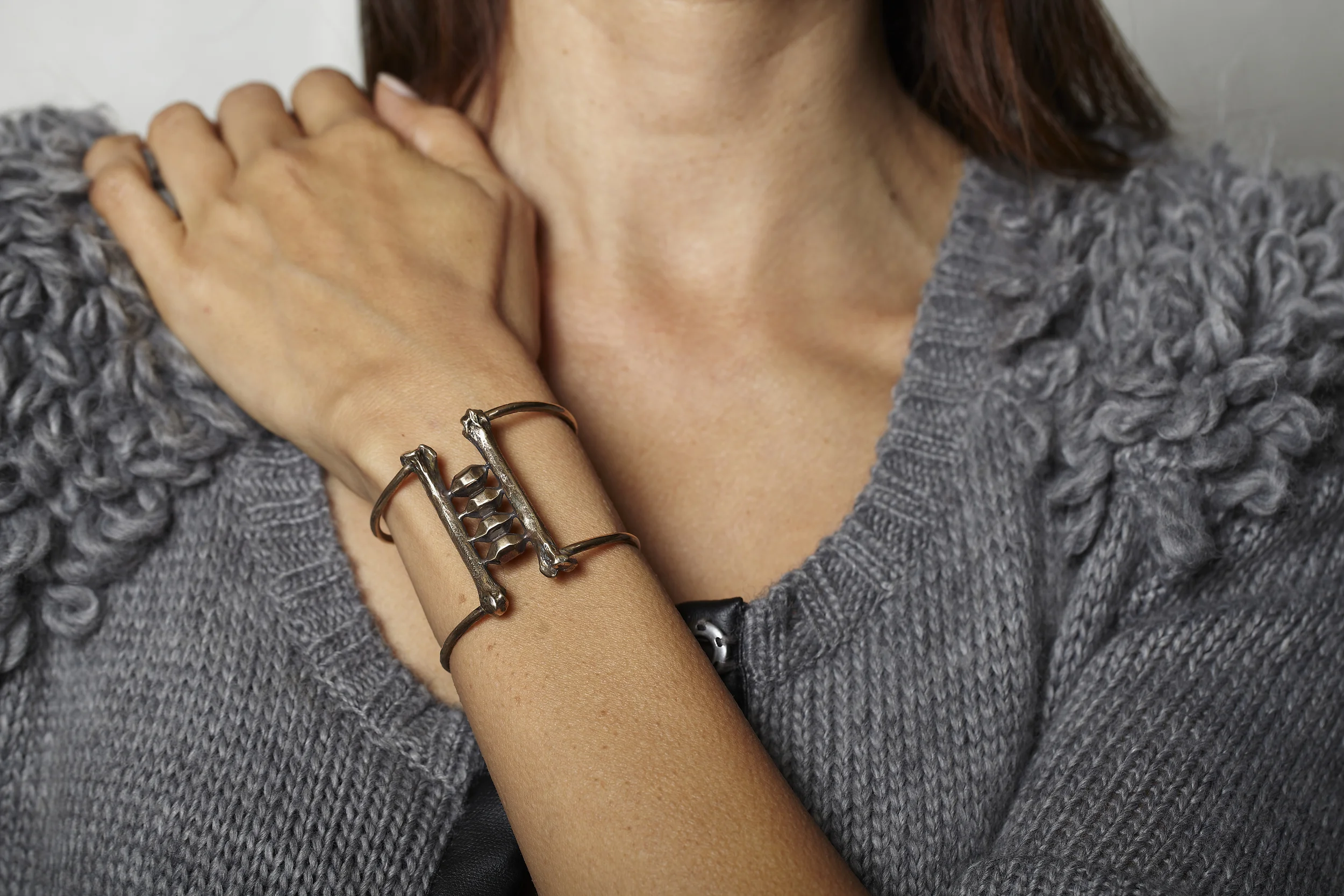 Bone_Cuff_0420.jpg