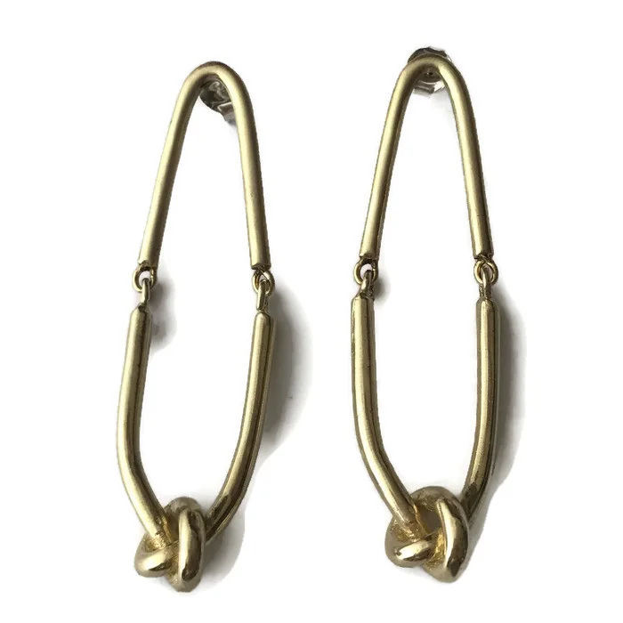 sailor's knot ear.jpg