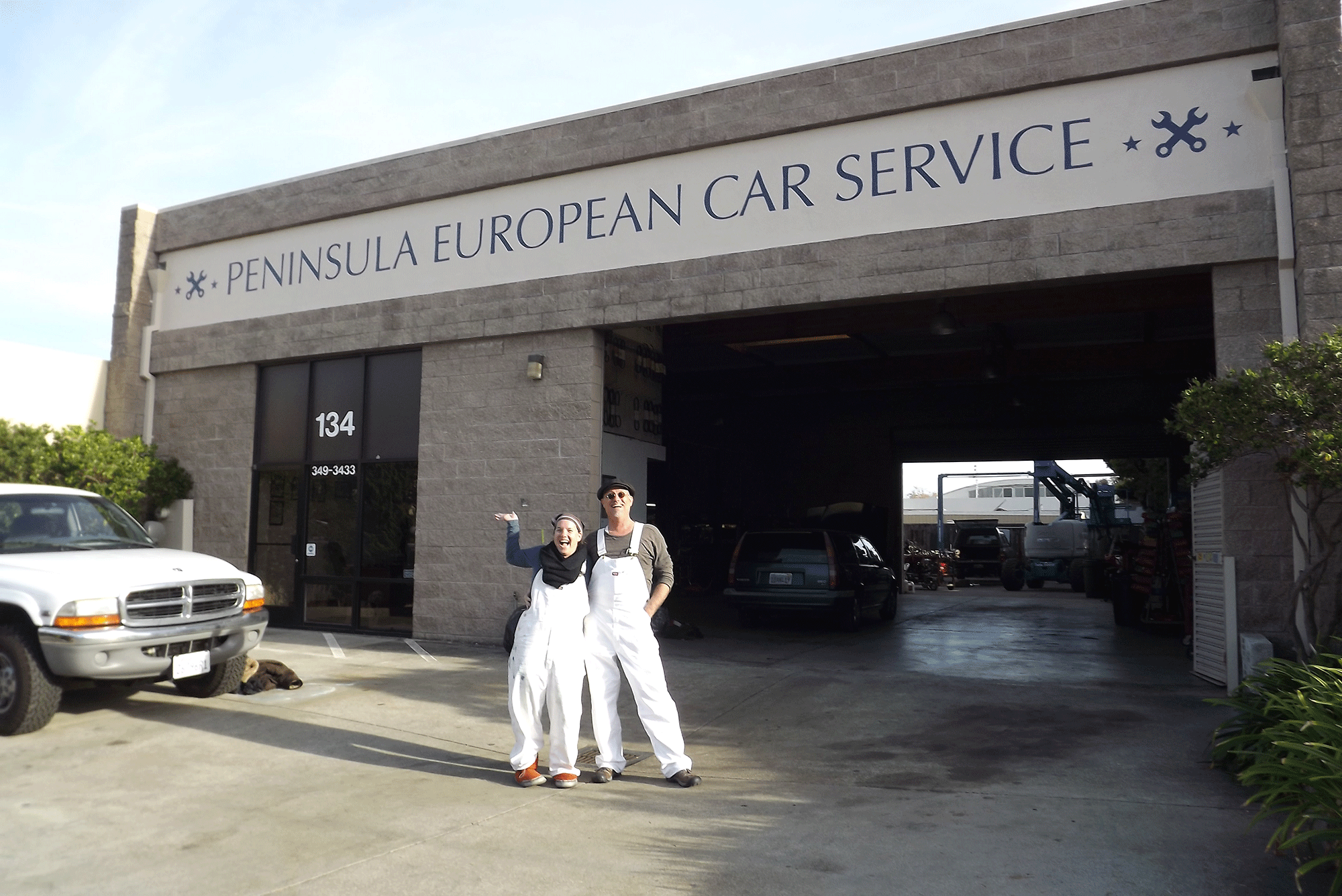 painting on concrete building frontage