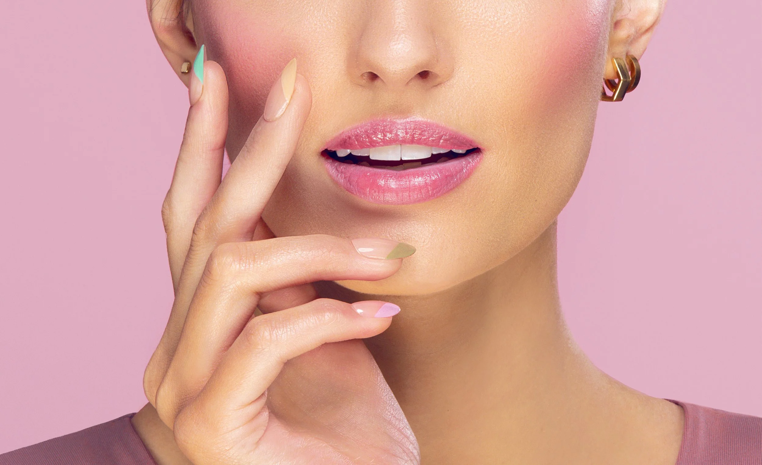 2301112_Kohler_Beauty_0164V1 copy 2.jpg
