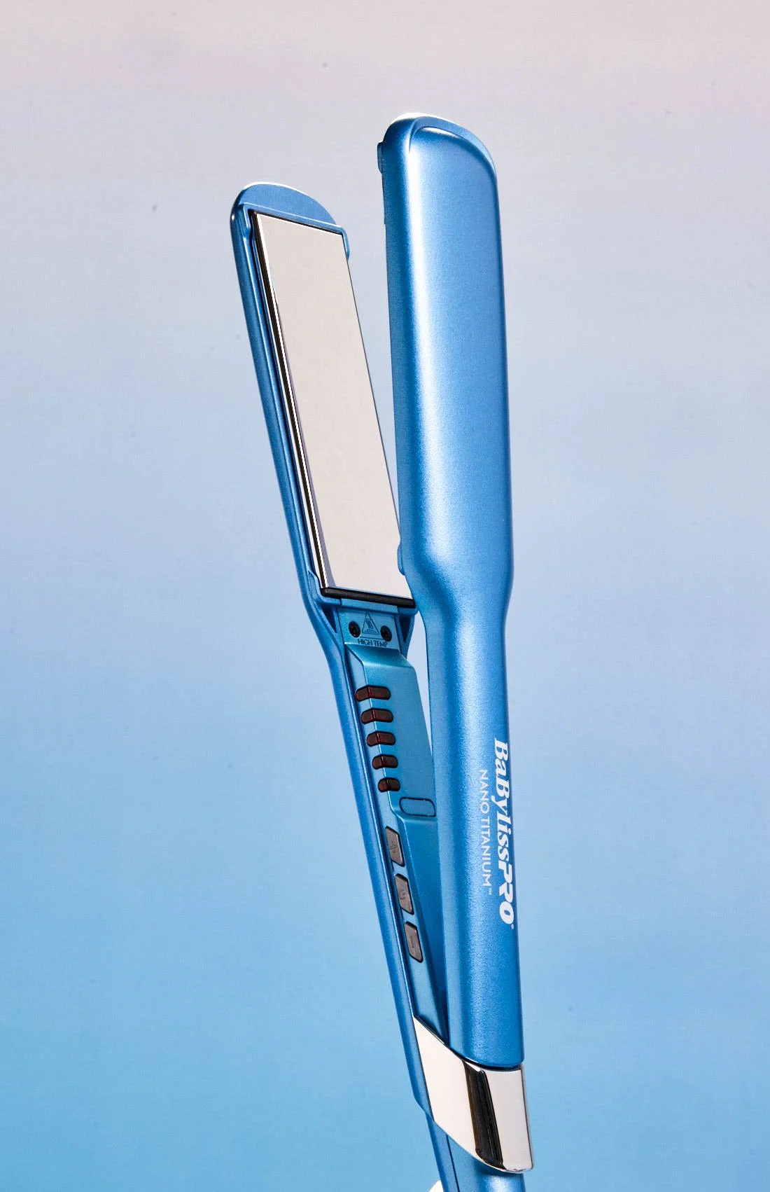 202605_32548_Conair_BaBylissPro_22_OneOnehalfInch_UltraSleekHairStraighteningIron_BNT131T_12835.jpg