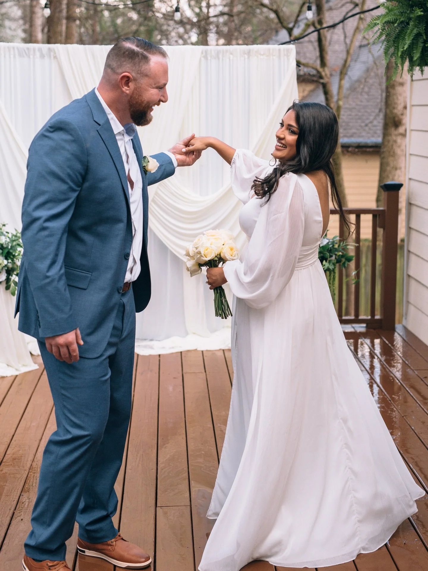 Derek &amp; Amanda&rsquo;s intimate backyard wedding was a beautiful afternoon with lots of laughter and intermittent rain showers that we miraculously managed to avoid! Little elopement&rsquo;s are quickly becoming one of my favorite events to captu