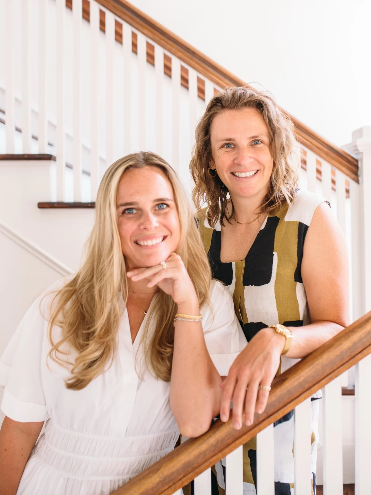 Real estate headshots have never been so fun! I always love working with the beauties of @calkinsfergus_realestate 🤍