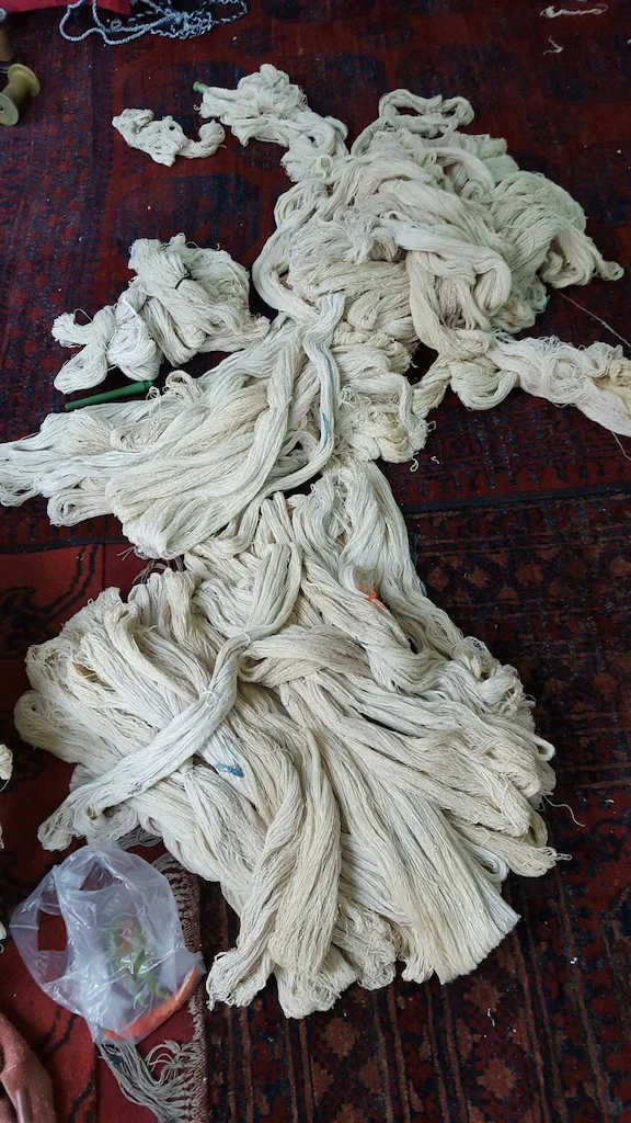 Hasina weaving 3.jpg