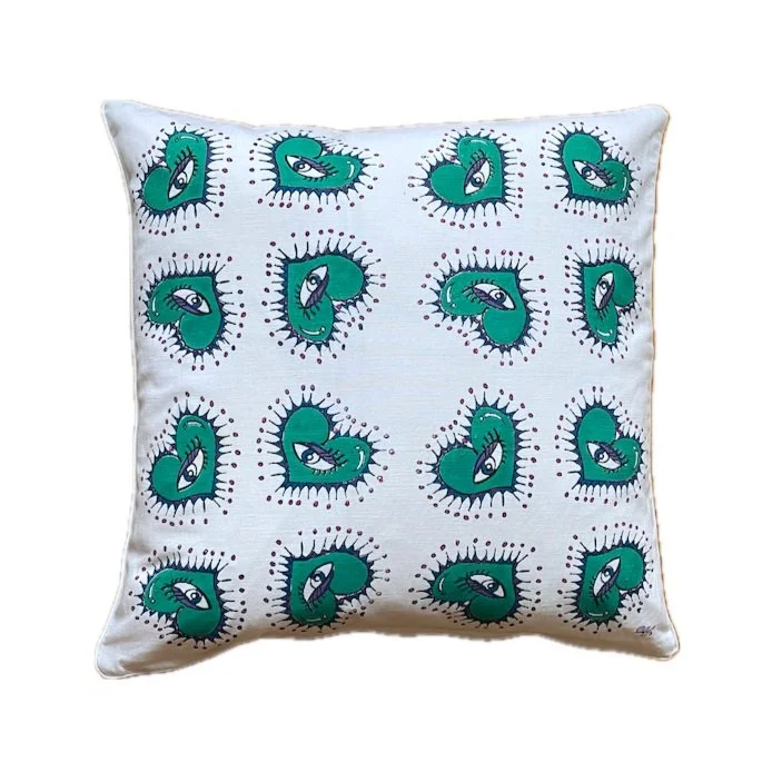Naz+Pillow_d.jpg