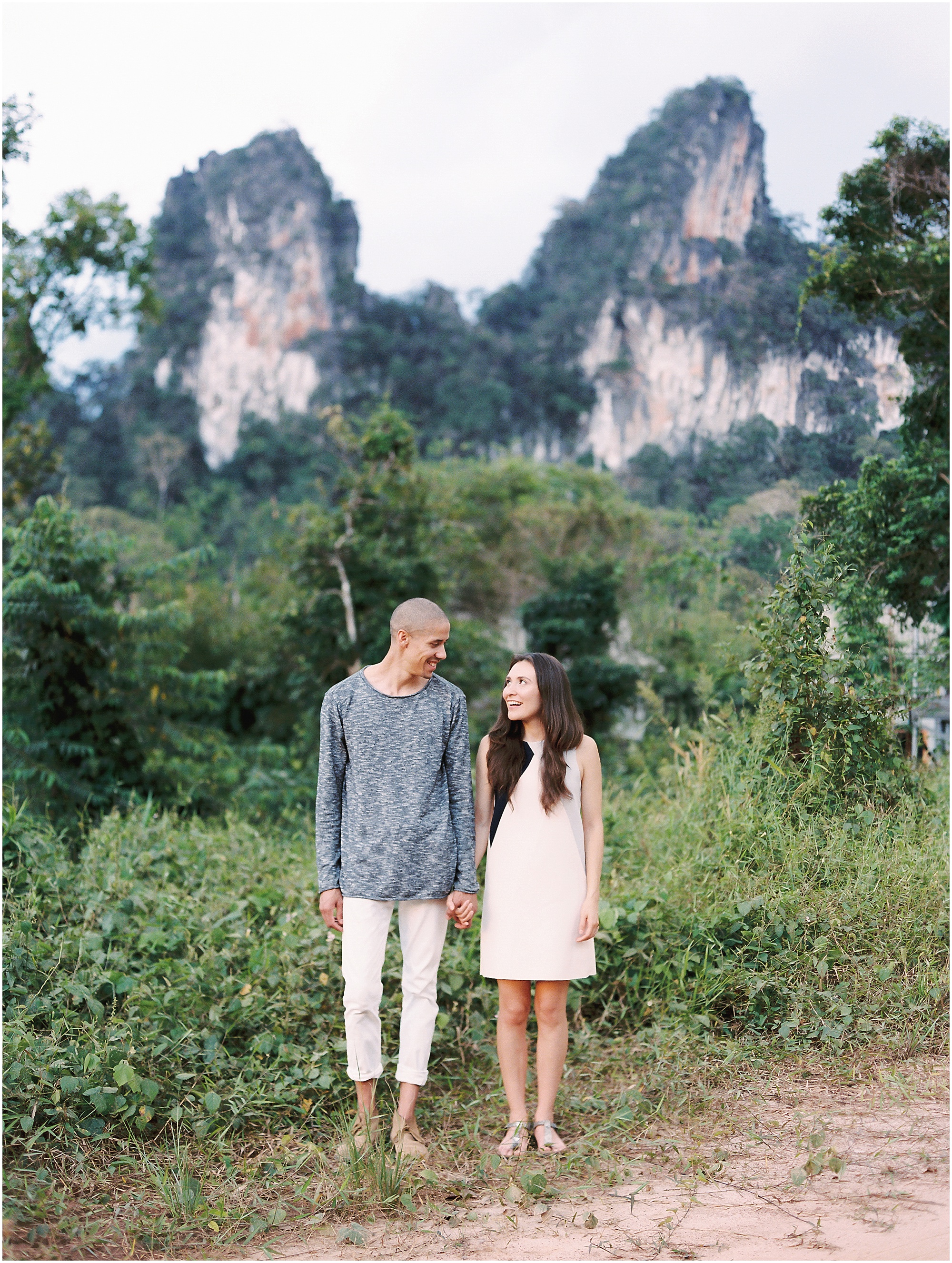 Czar & Jess Thailand Engagement_-75.jpg