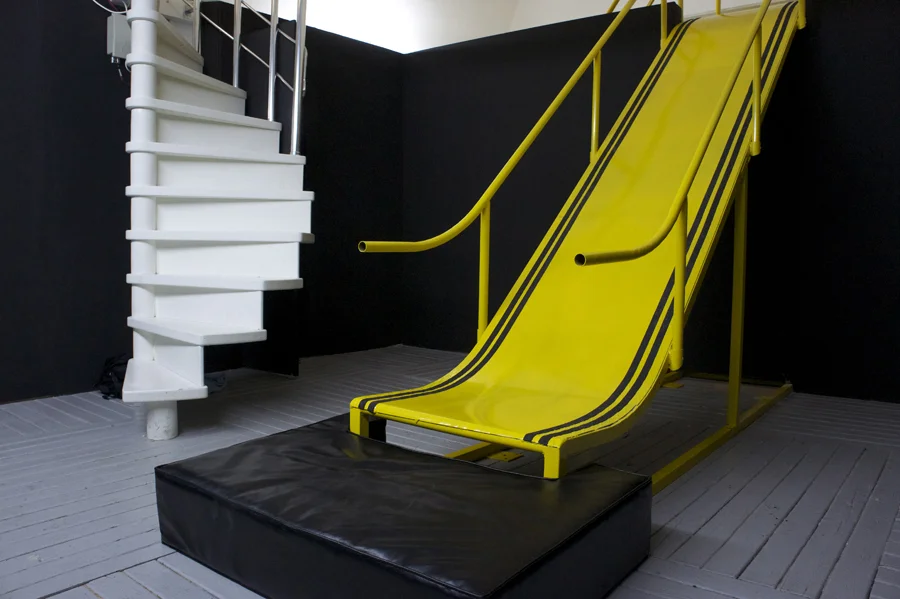 Black Cube: Moving Towards The Abstract Light , 2011