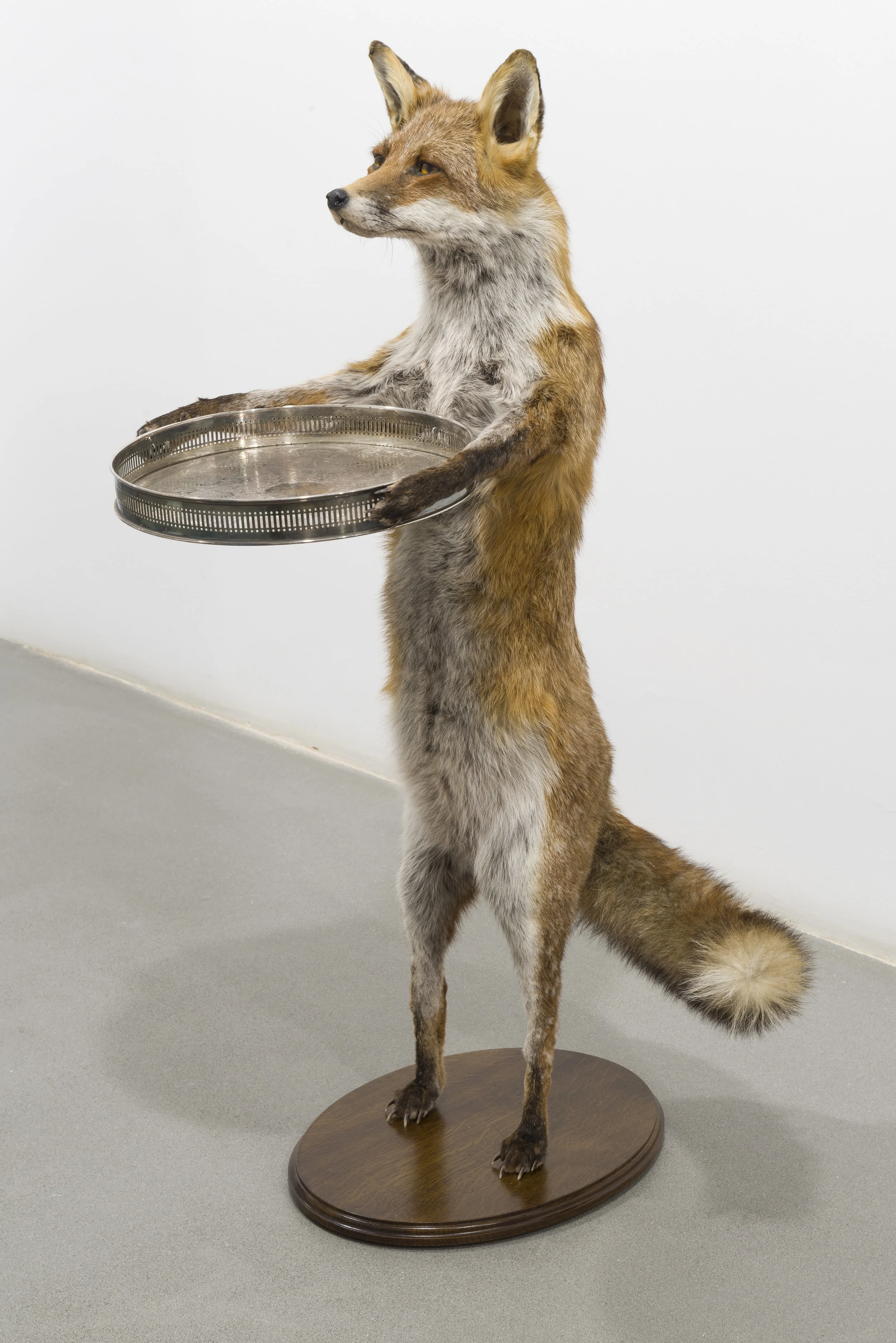 TheFox,The Nut and The Banker's Hand-side.jpg
