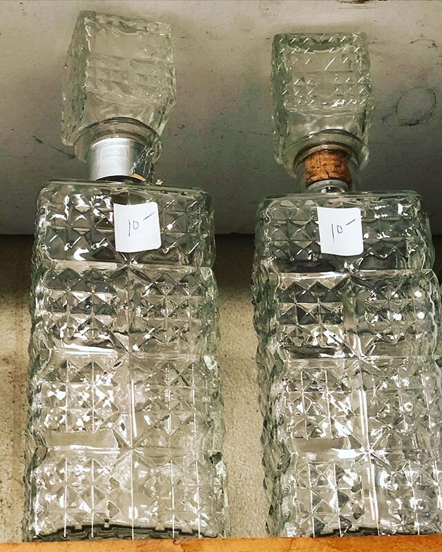 Fancy decanters 
#vintagedecor #homedecor #thriftstorefinds #thrift #thrifted #thriftedhome #secondhandfirst #nycthrift