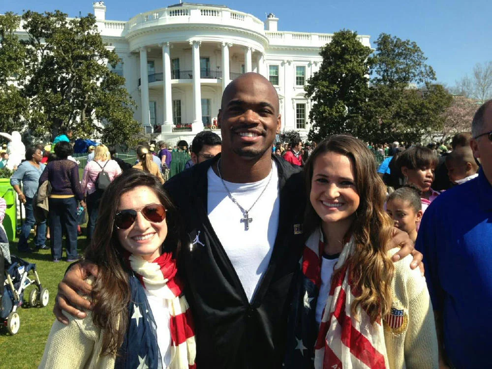 White House w Adrian Peterson.jpg
