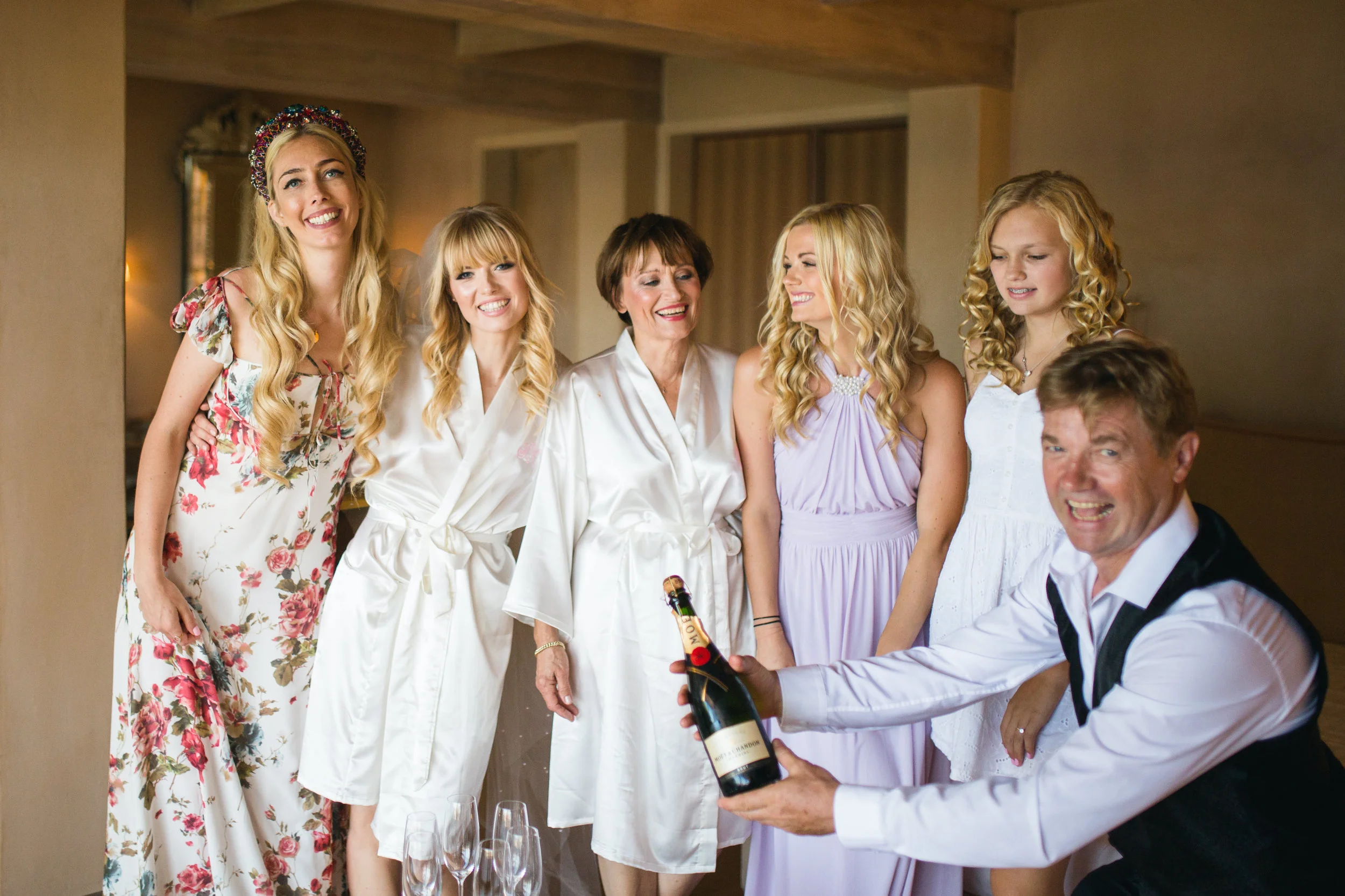 Wedtime_Stories_-_Nikolaos__Stefanie_-_Bride_Preparation-181.jpg