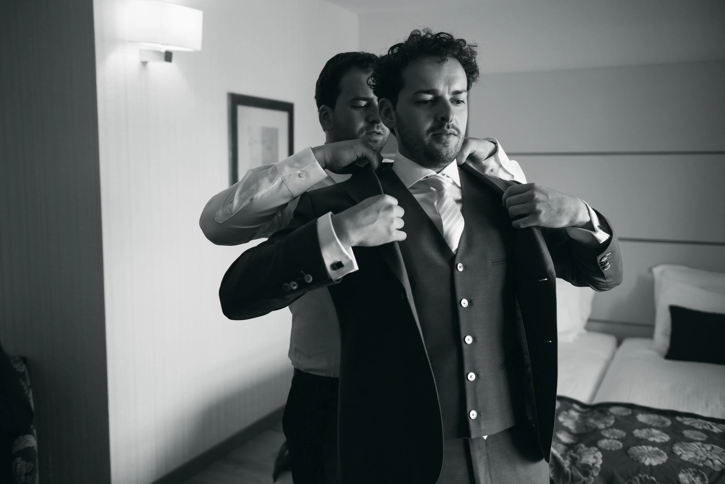 Wedtime_Stories_-_Nikolaos__Stefanie_-_Groom_Preparation-71.jpg