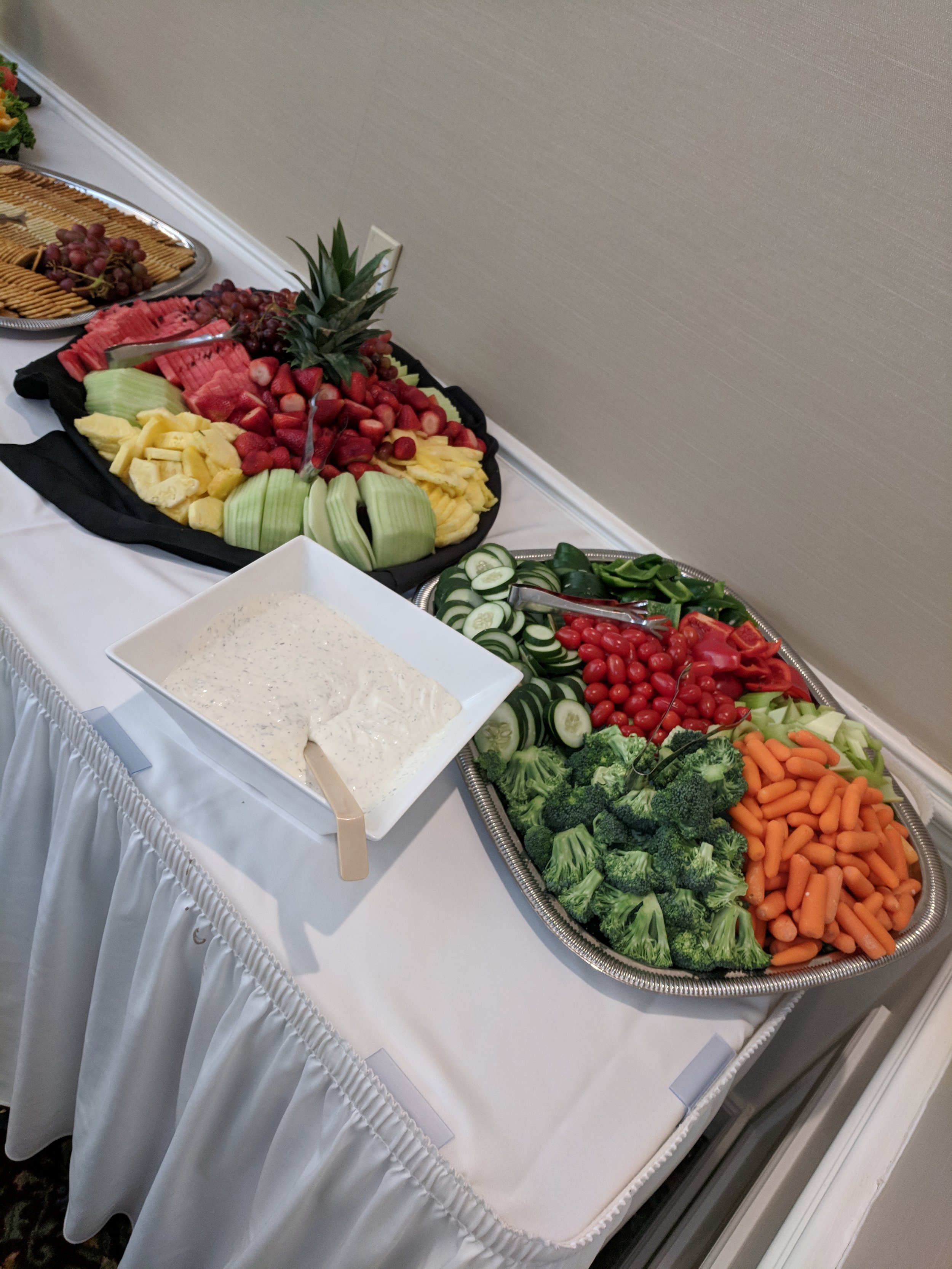 Fruit and veggie table