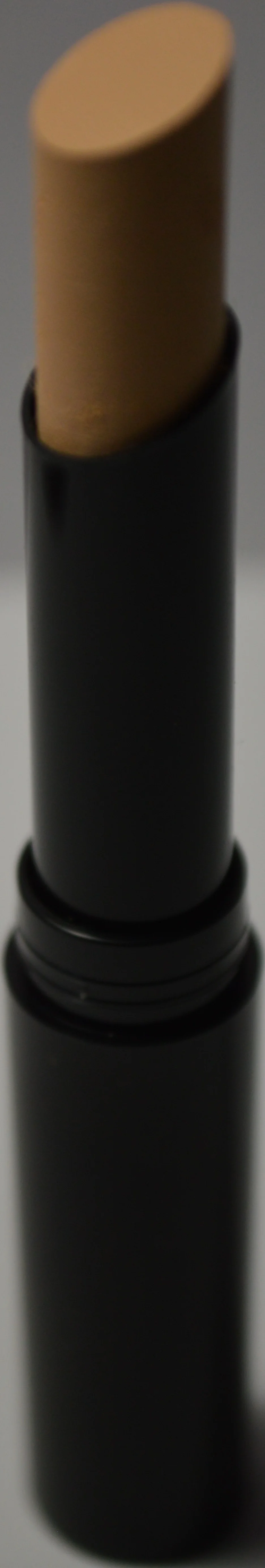 Moisturizing Concealer Stick- Lw1.JPG