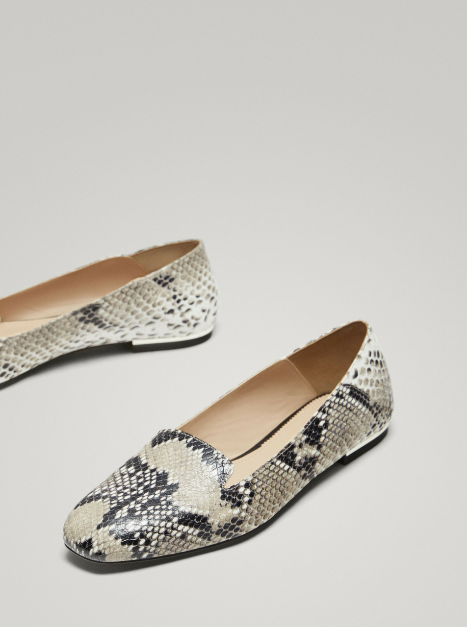 massimo dutti animal print loafers