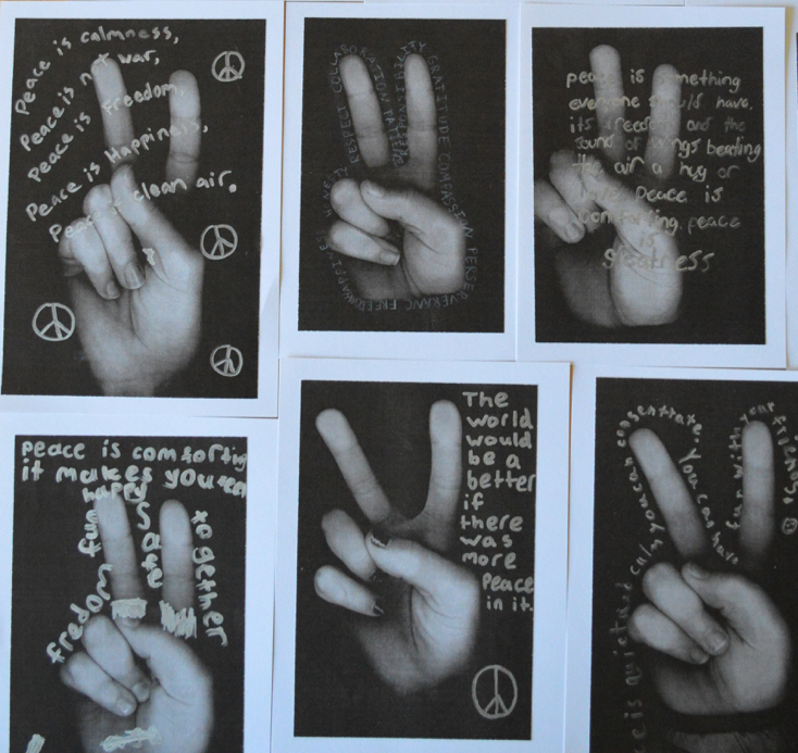 peacesigns.jpg