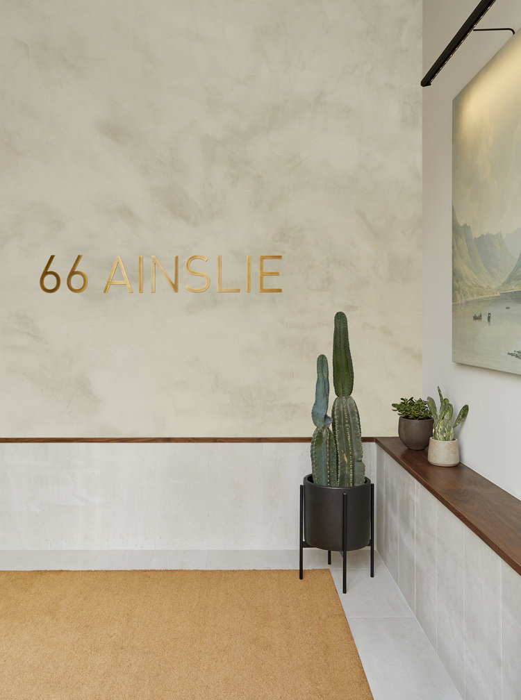 AINSLIE_01.jpg