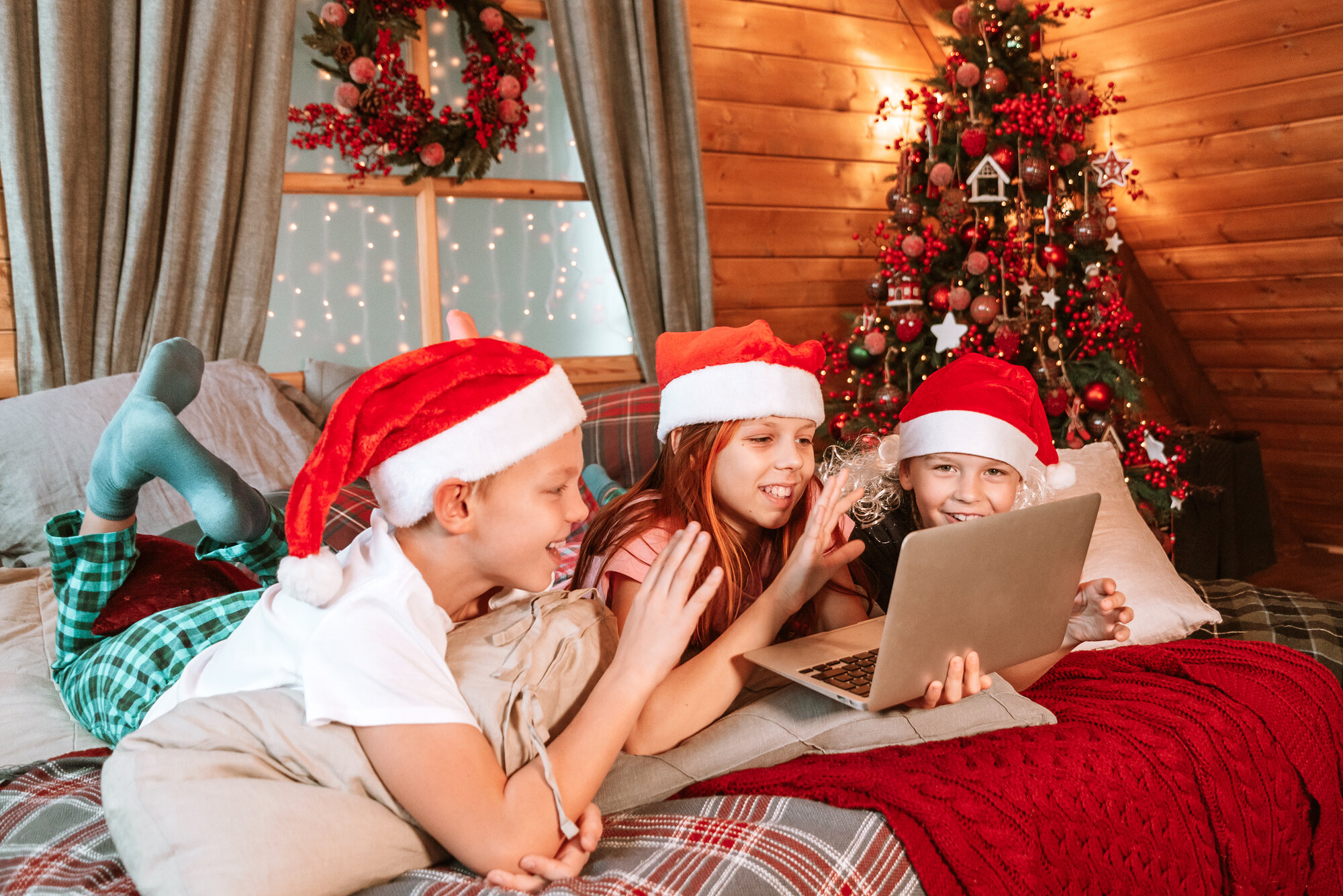 How To More Safely Celebrate The Holidays This Year