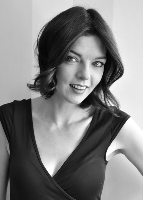 Laura_BW_1.jpg