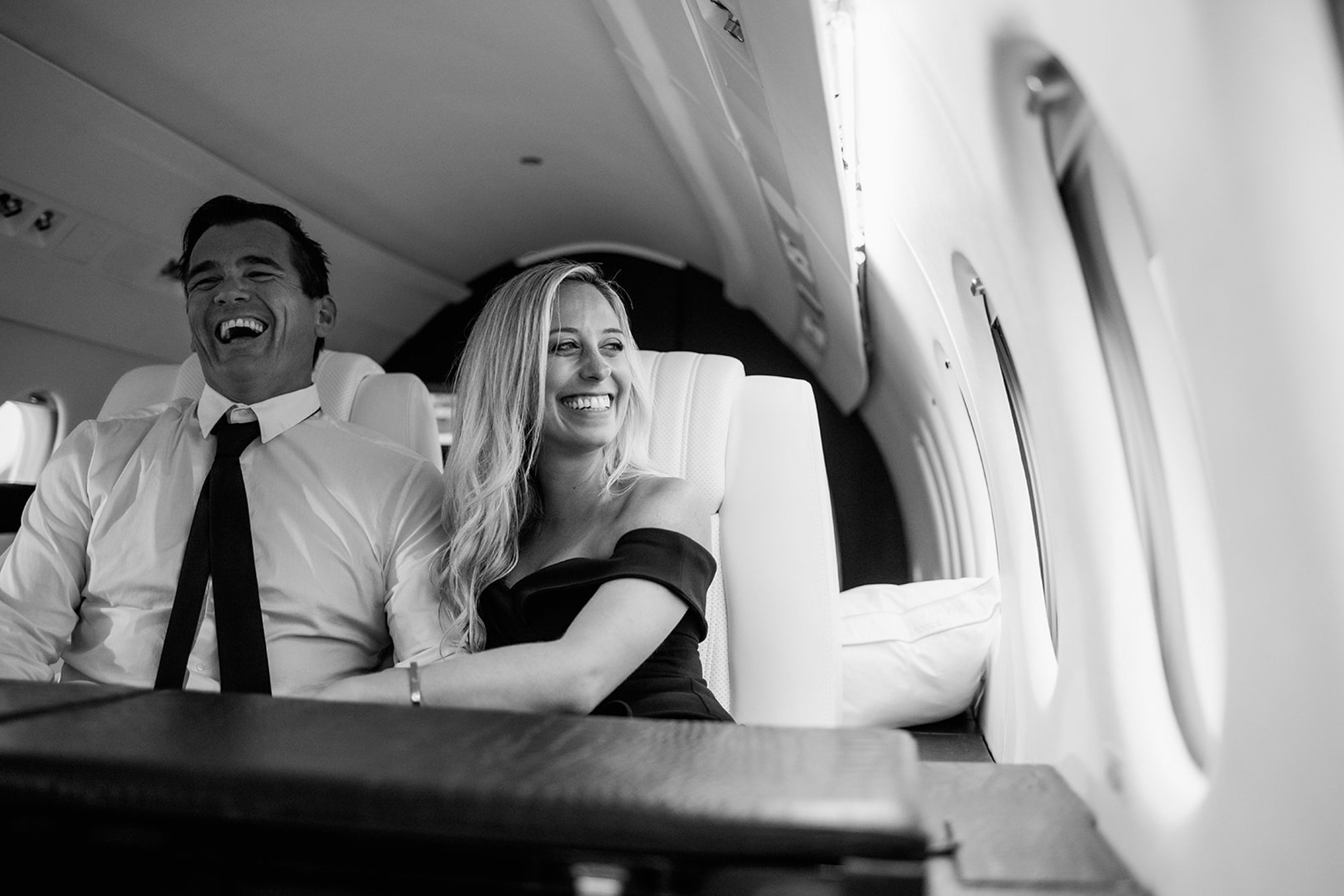 Jennifer+Justinengagement_airport_0147_NIKOND810-Copy1.jpg