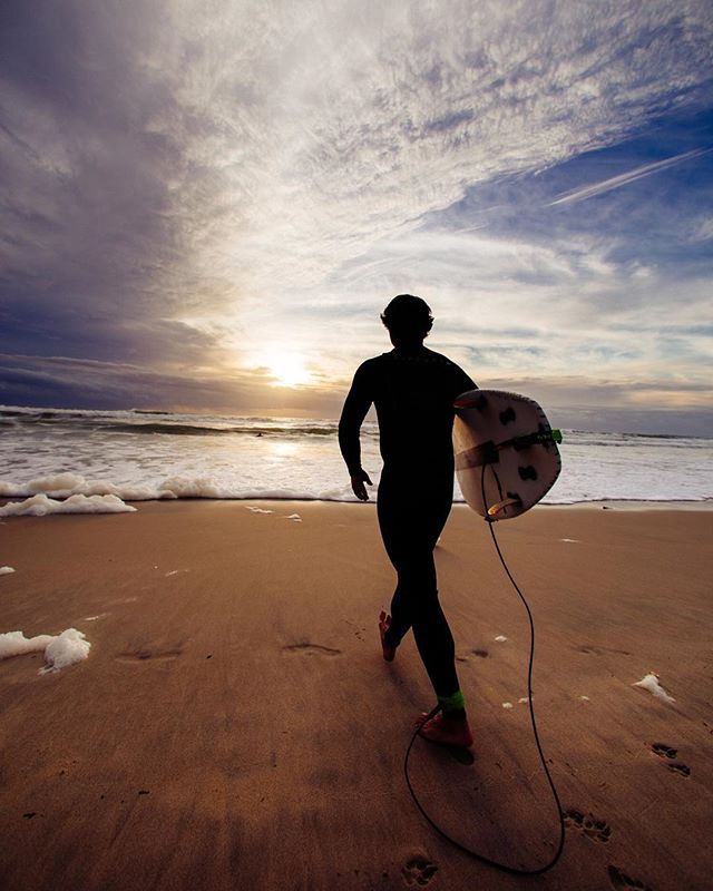 Sunset surf 🏄