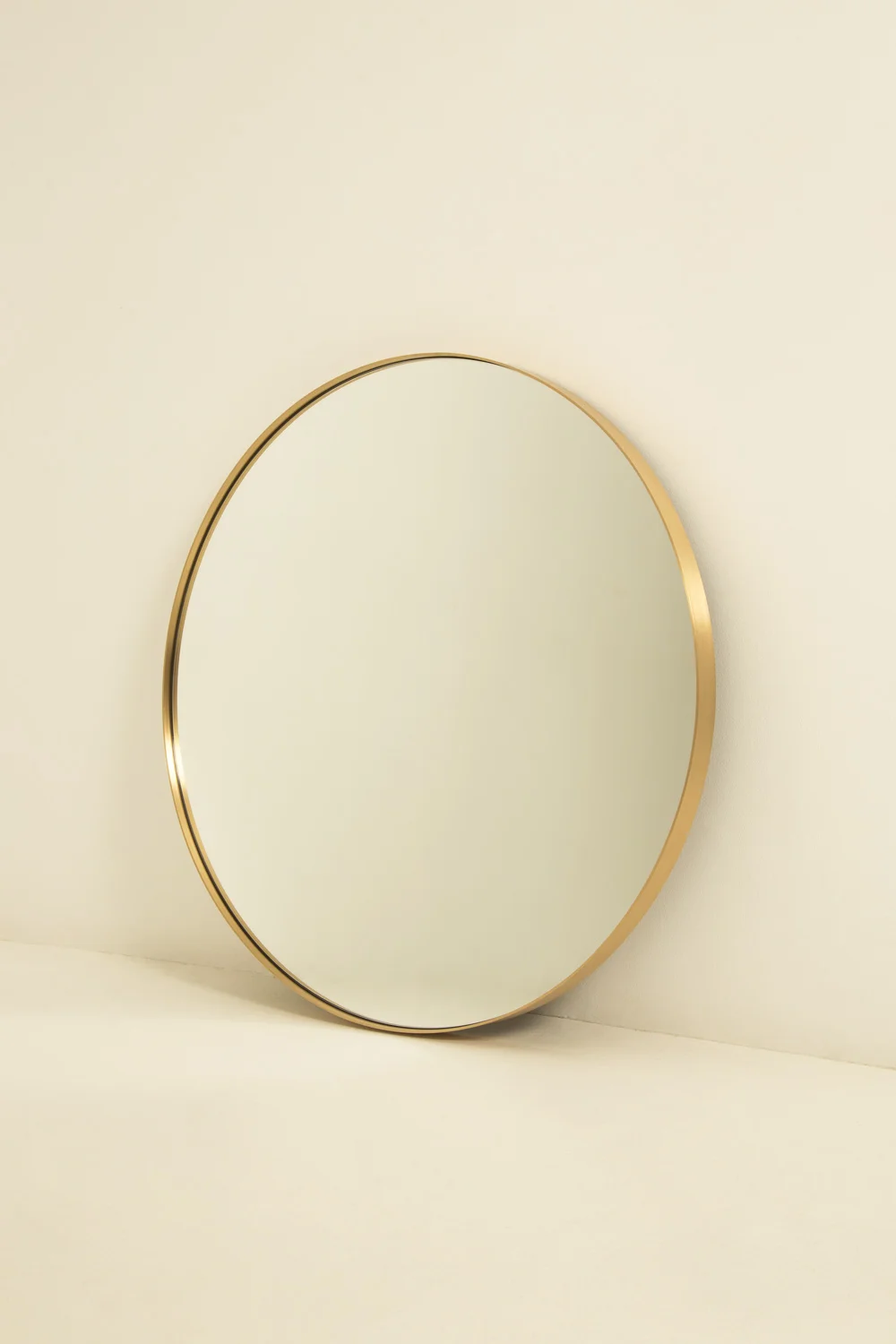 Brushed_Brass_Round_Mirror_1.jpg